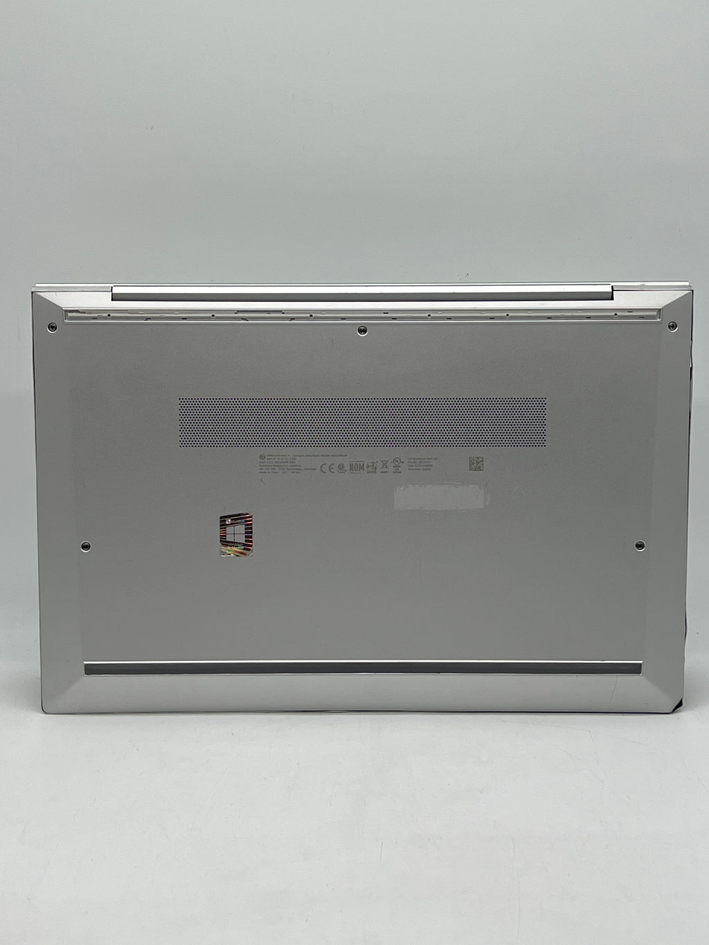 HP Elitebook 840 G8 Touch i5-1135G7 8GB RAM 256GB SSD - Bios Lock/Remotely Managed