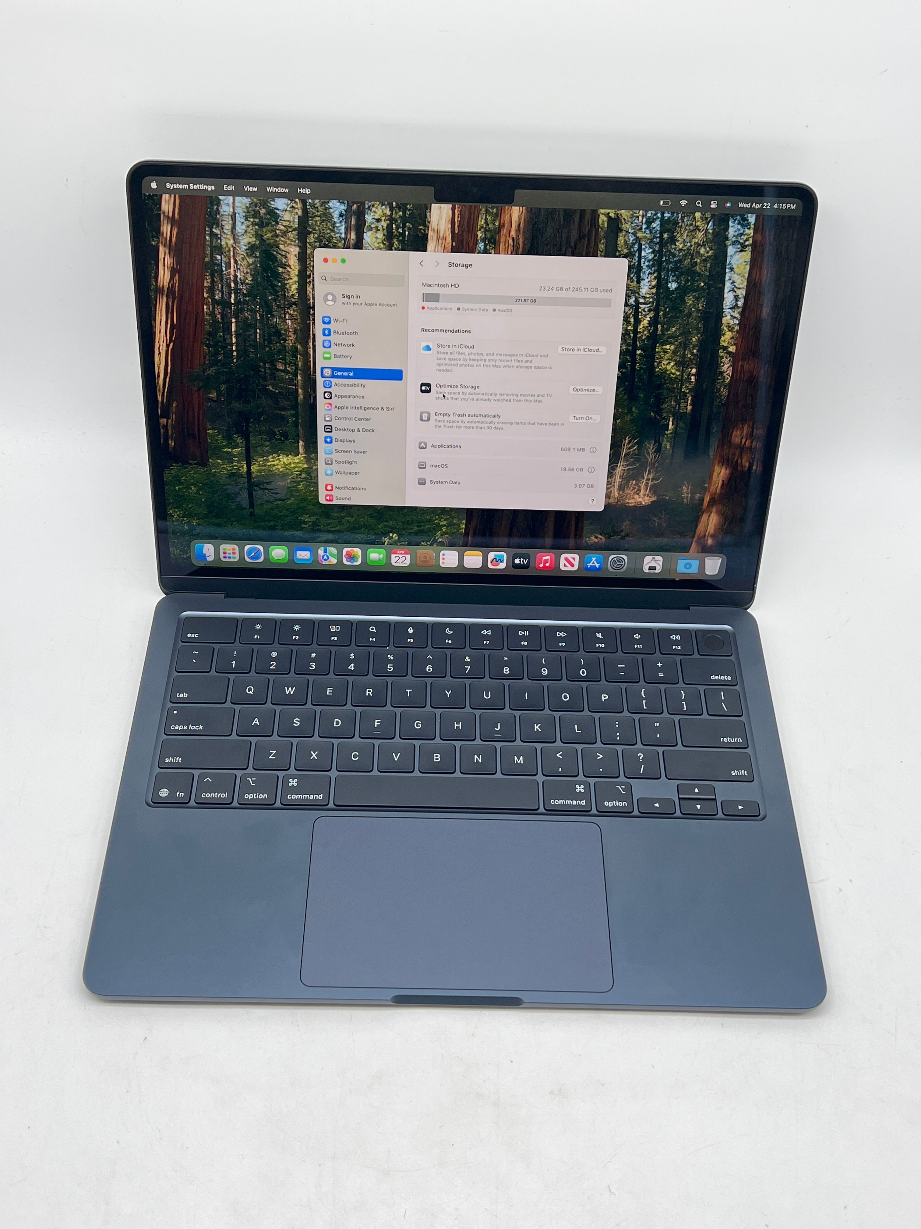 Apple MacBook Air 13" M4 A3240 16GB RAM 256GB SSD - Used