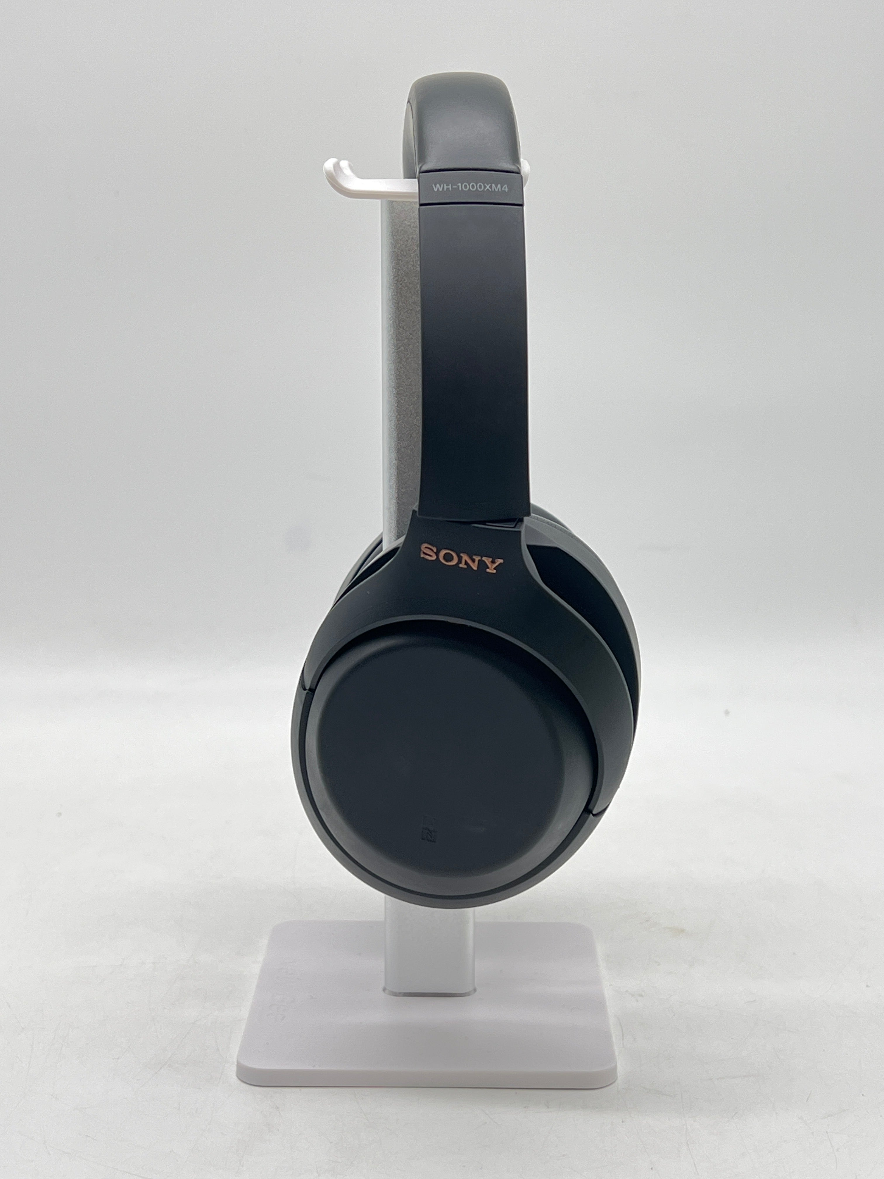Sony WH-1000XM4 Black Over Ear Bluetooth Headphones with Carrying Case-Used