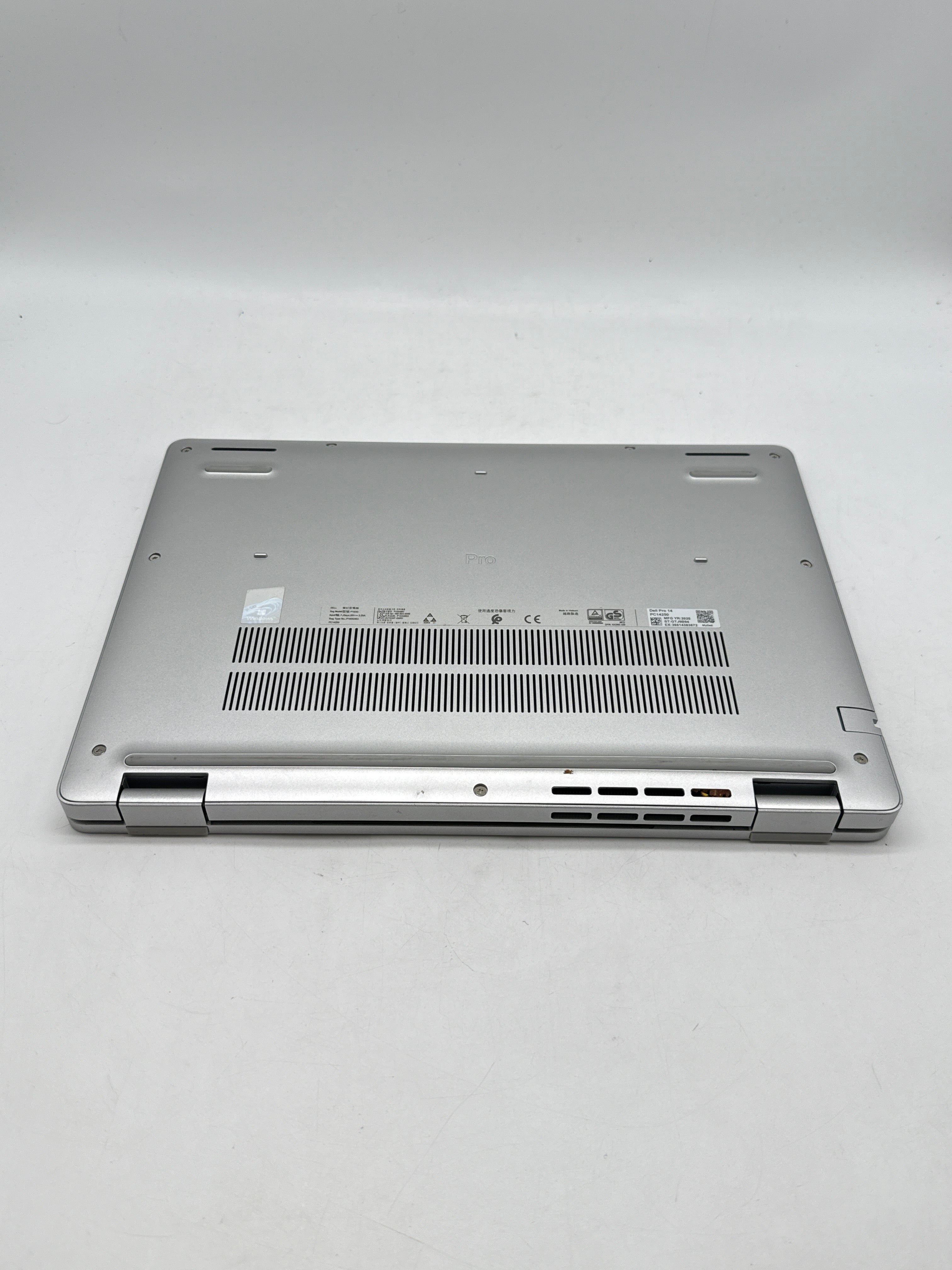 Dell Pro 14 PC14250 14" Core Ultra 5 235U 32GB RAM 256GB SSD - Used