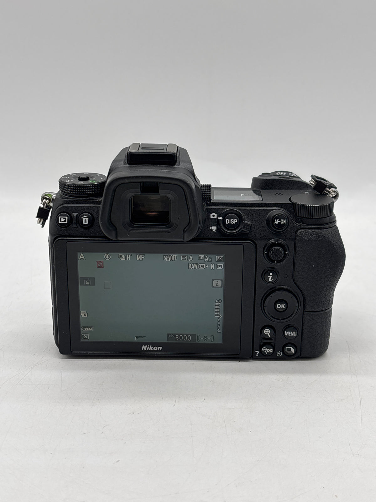 Nikon Z6 24.5MP Mirrorless Body Only Black - Used