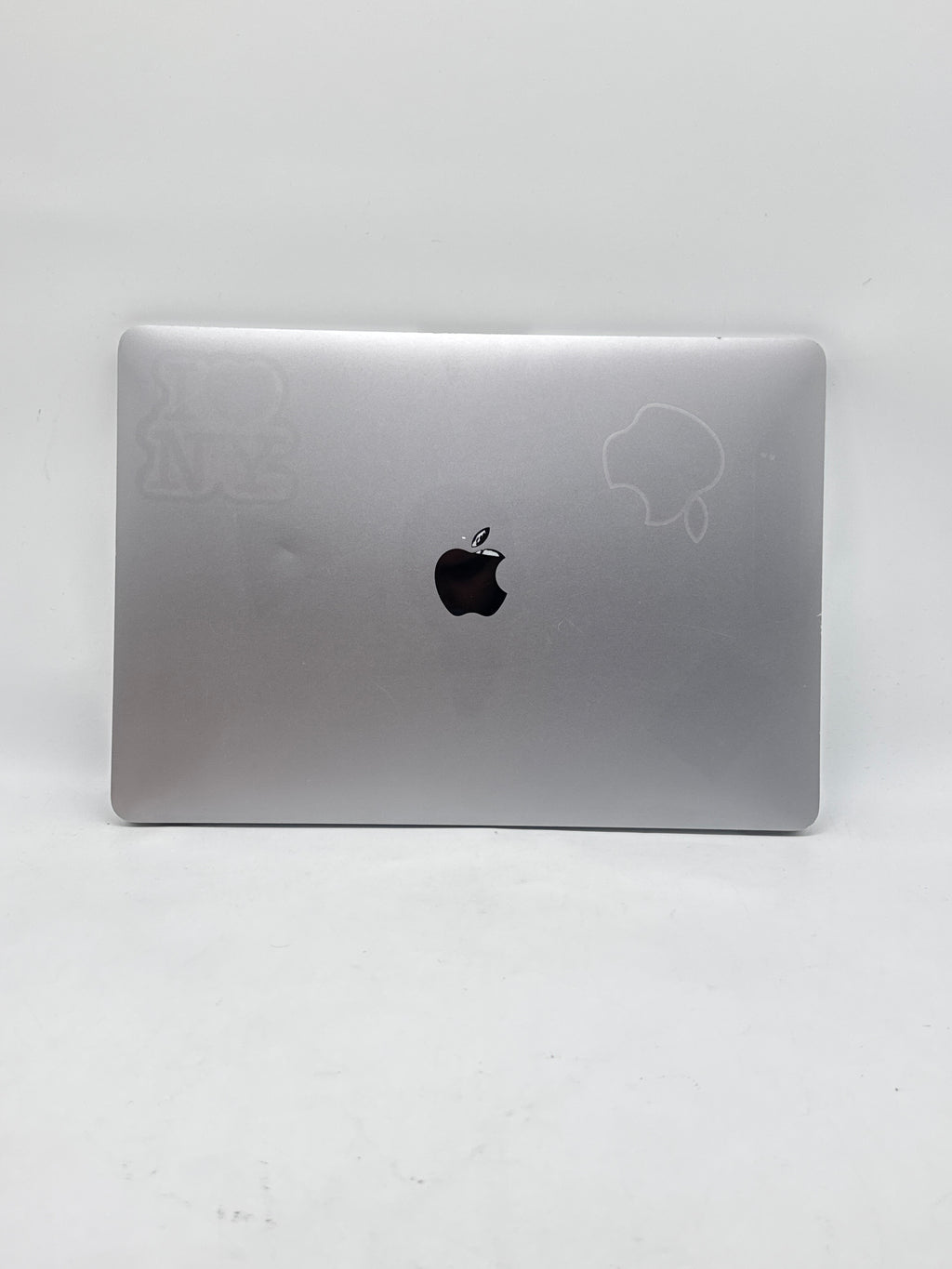 Apple MacBook Pro 13" M1 A2338 8GB RAM 256GB SSD - Used