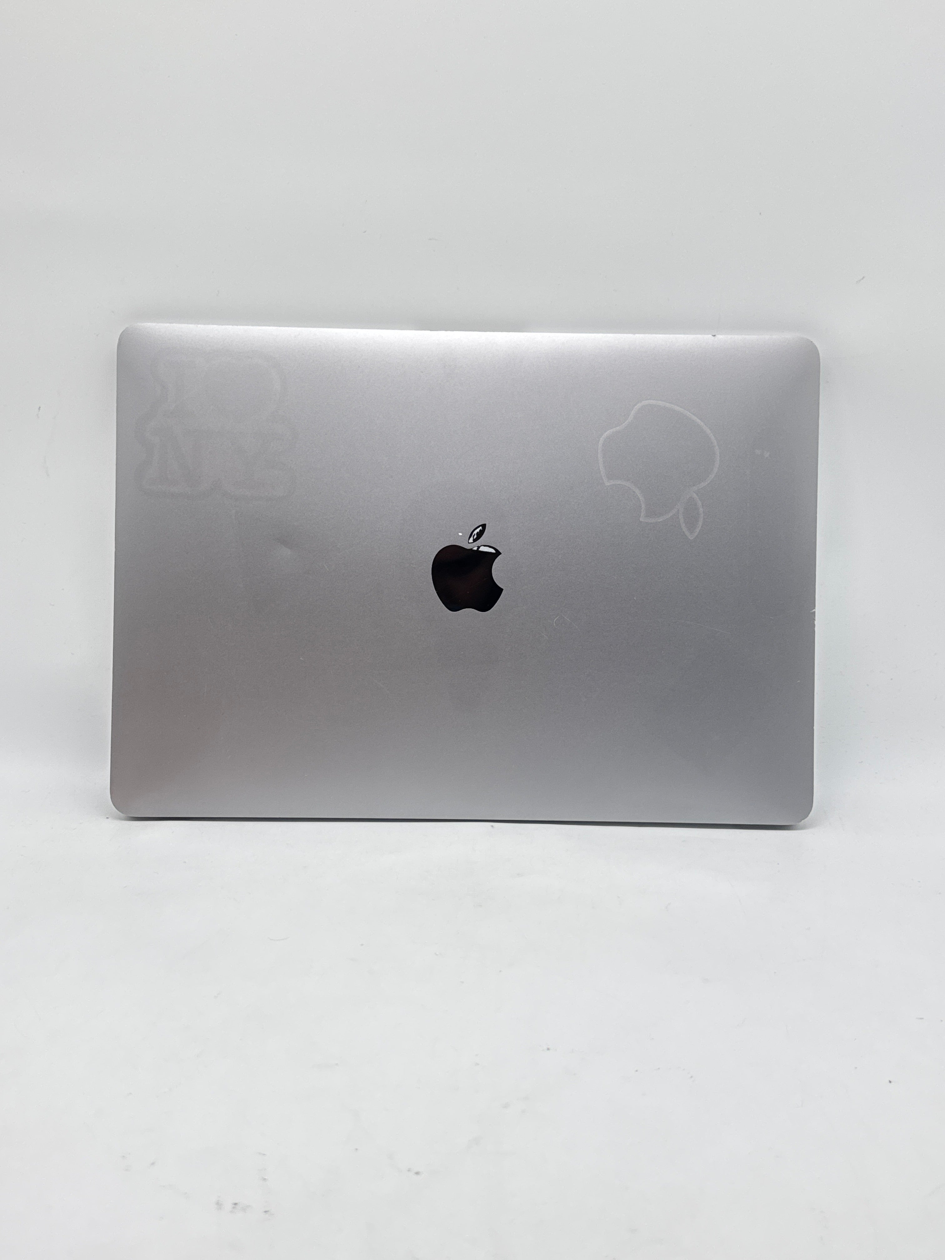 Apple MacBook Pro 13" M1 A2338 8GB RAM 256GB SSD - Used