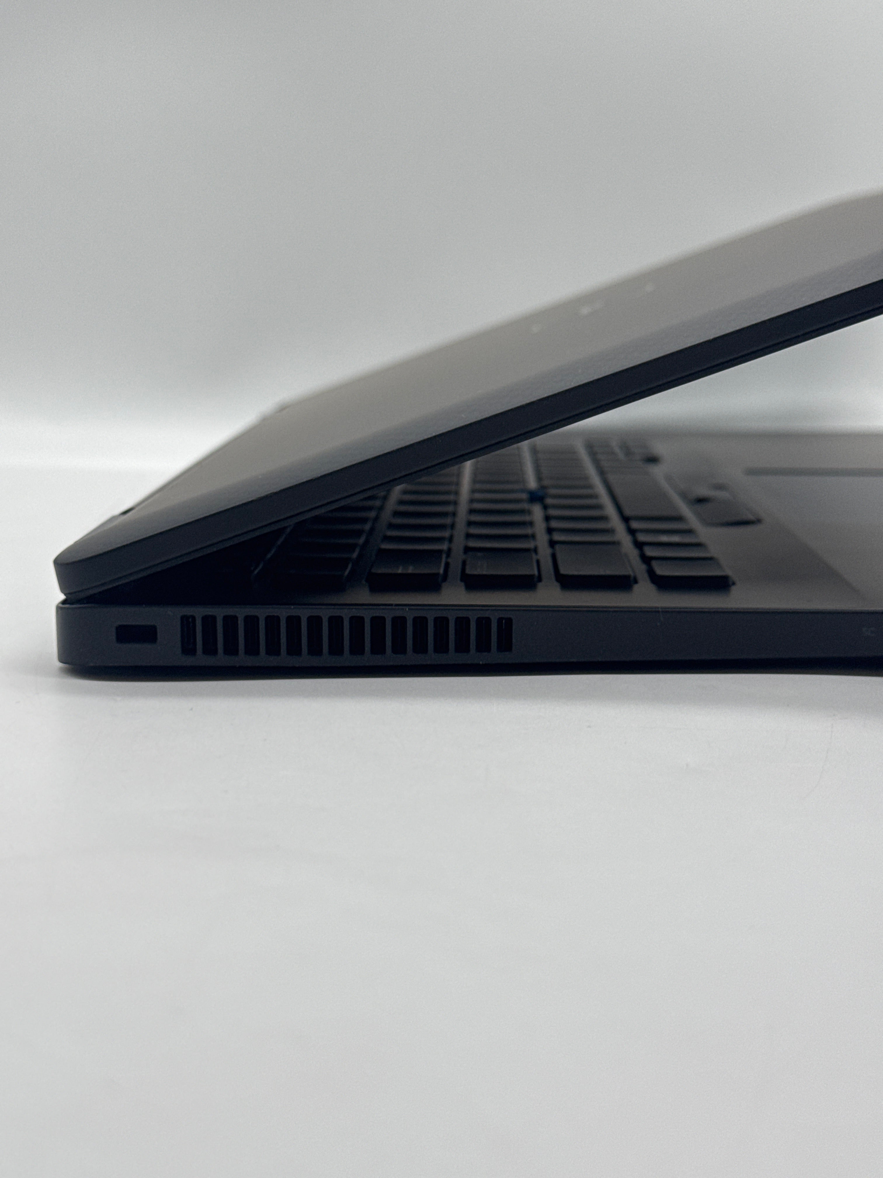 Dell Latitude e7470 i7-6600U 8GB RAM 256GB SSD