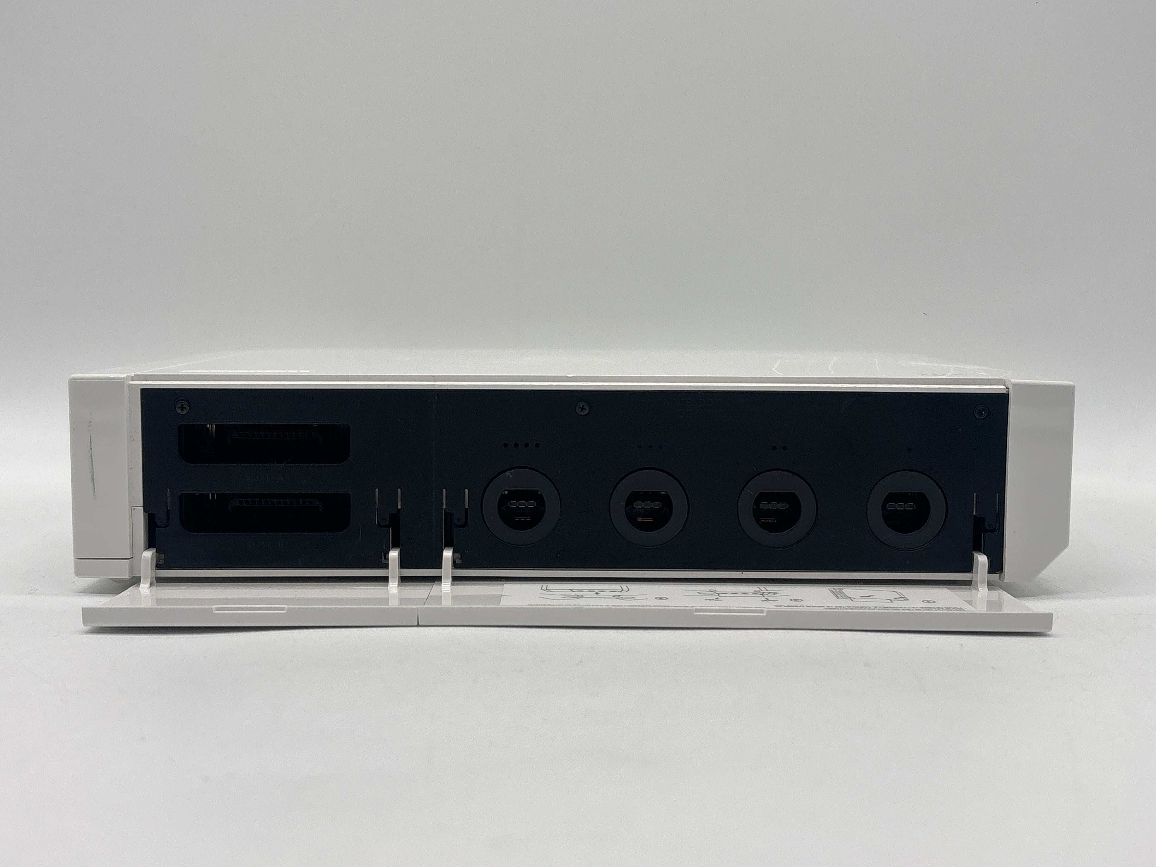 Nintendo Wii RVL-001 4GB Console White W/ Cords + Sensor + 3 Games - Used