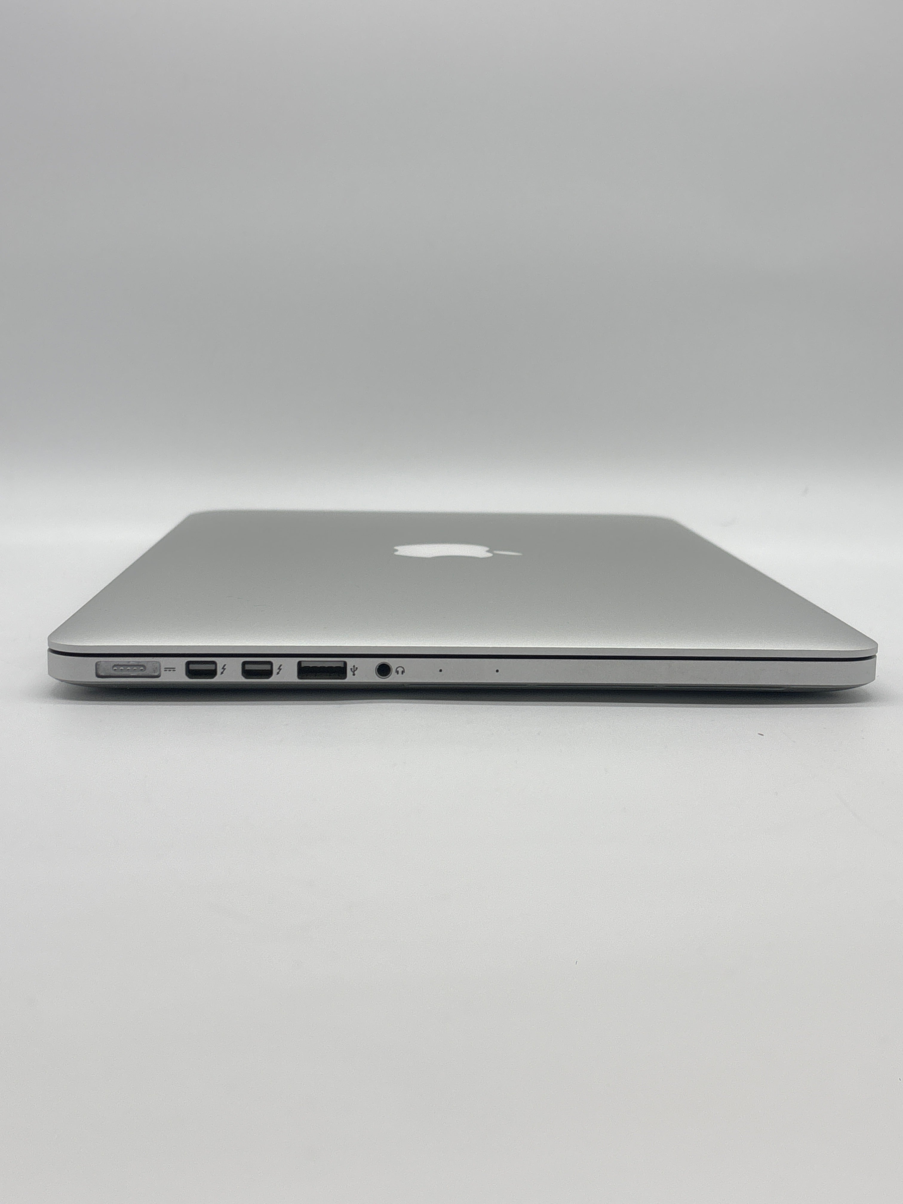 Apple MacBook Pro 13 Inch A1502 2015 i5 8GB RAM 128GB SSD (Cycle Count 60)