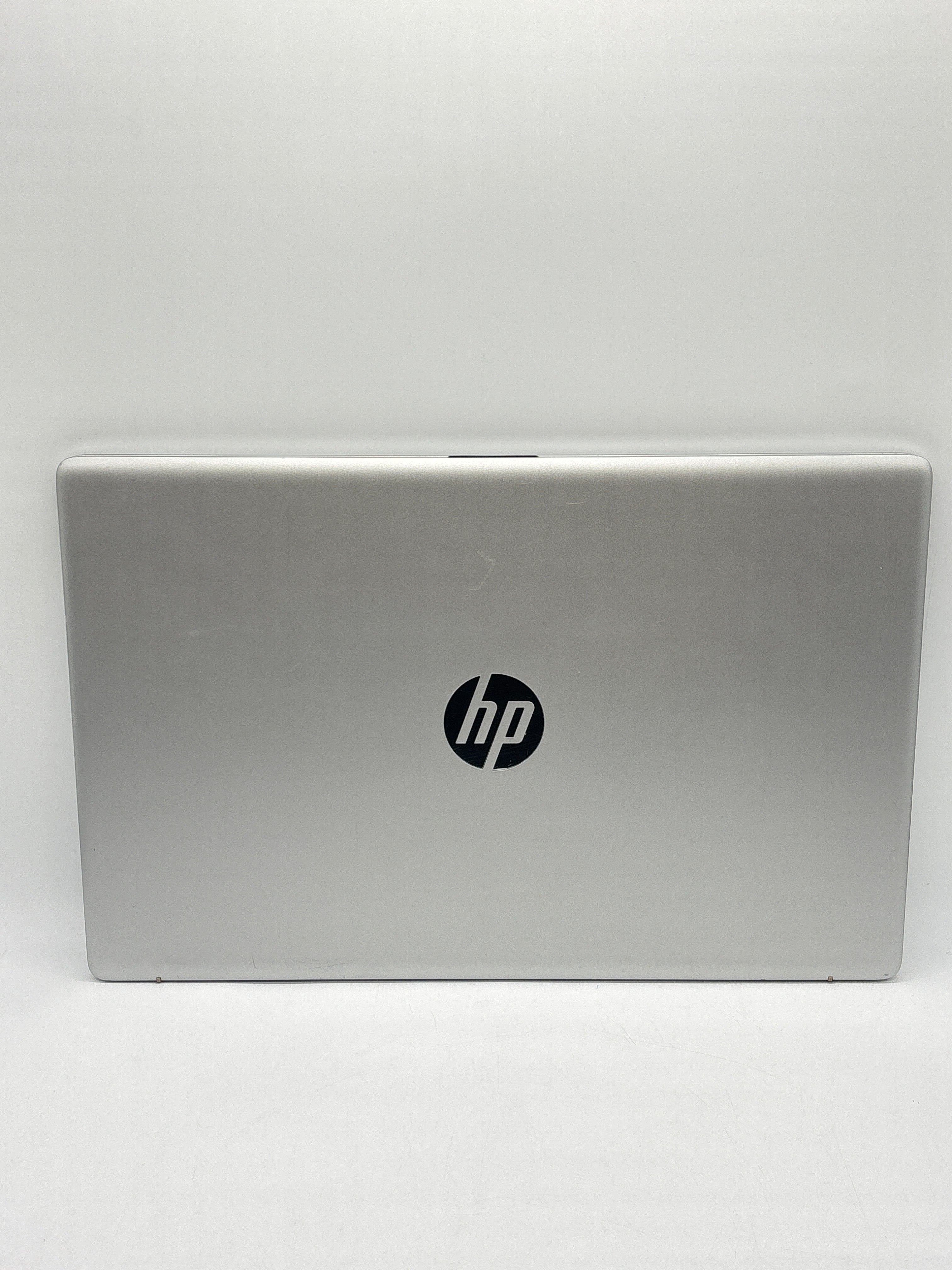 HP 17-CP0700DX AMD Ryzen 5 5500U 8GB RAM 512GB SSD