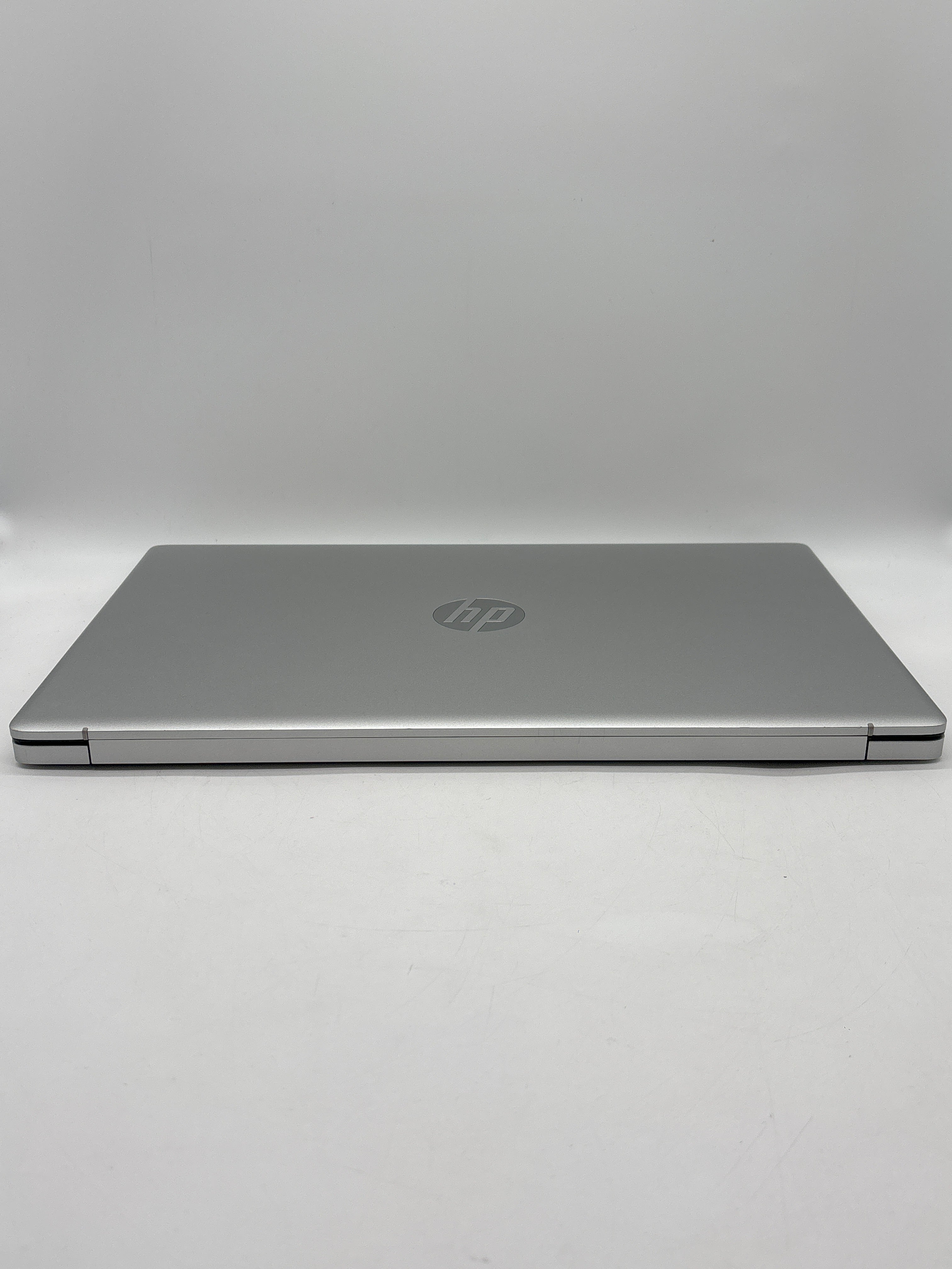HP 17-cn0001tg Pentium N5030 8GB RAM 128GB SSD