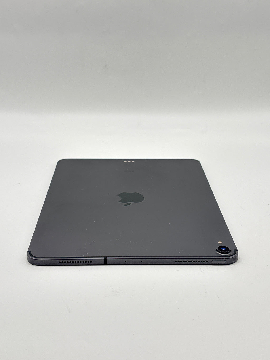 Apple iPad Pro 1st Gen 64GB Space Gray Cellular Wi-Fi