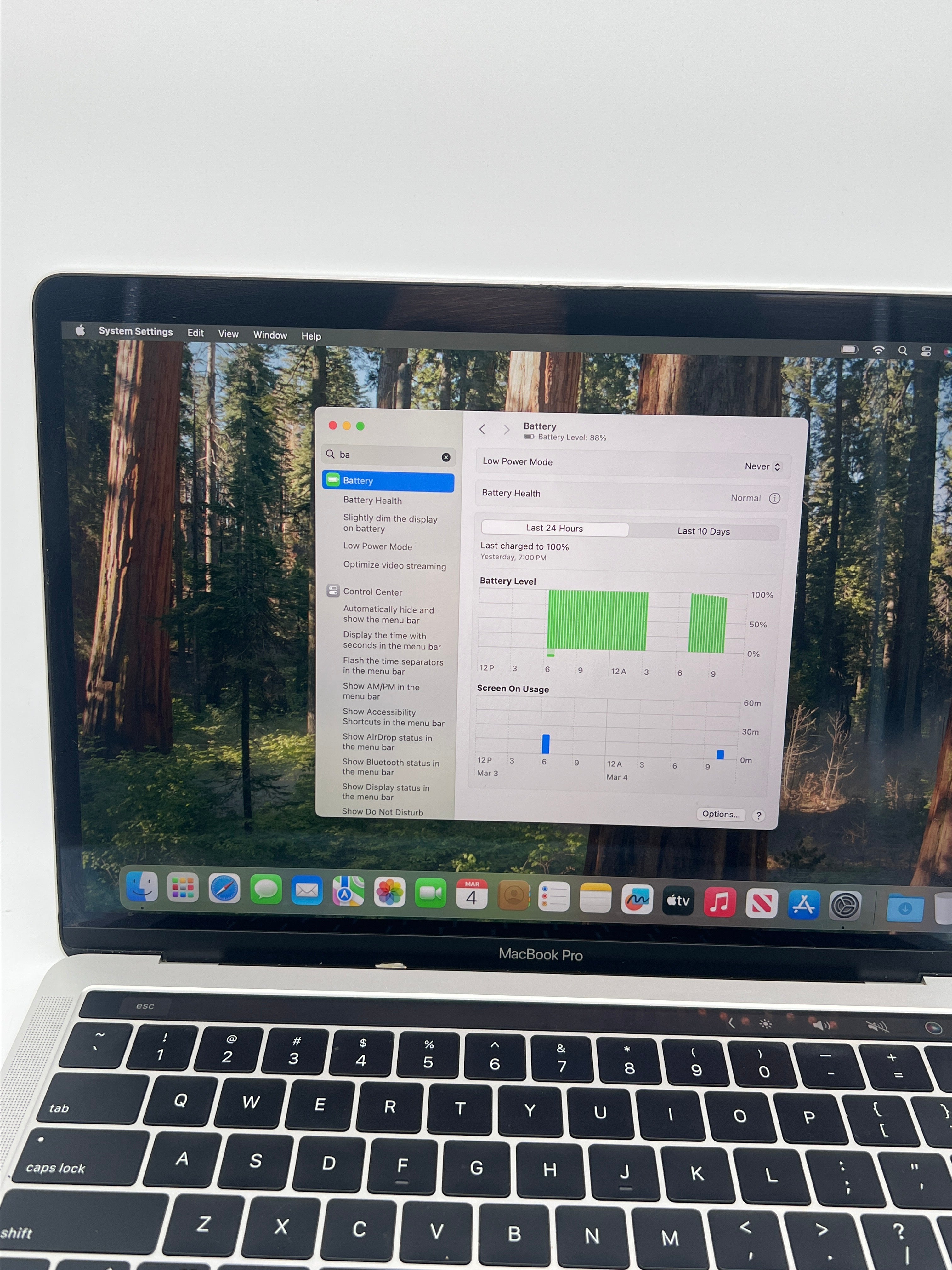 Apple MacBook Pro 13" A2159 2019 Core i5 8GB RAM 256GB SSD - Used