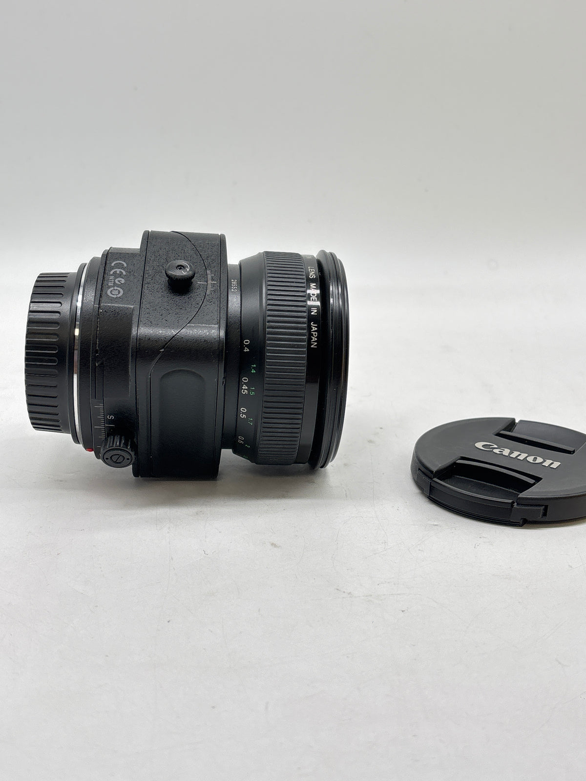 Canon TS-E 45mm f/2.8 Tilt-Shift EF Canon EF Mount - Fungus