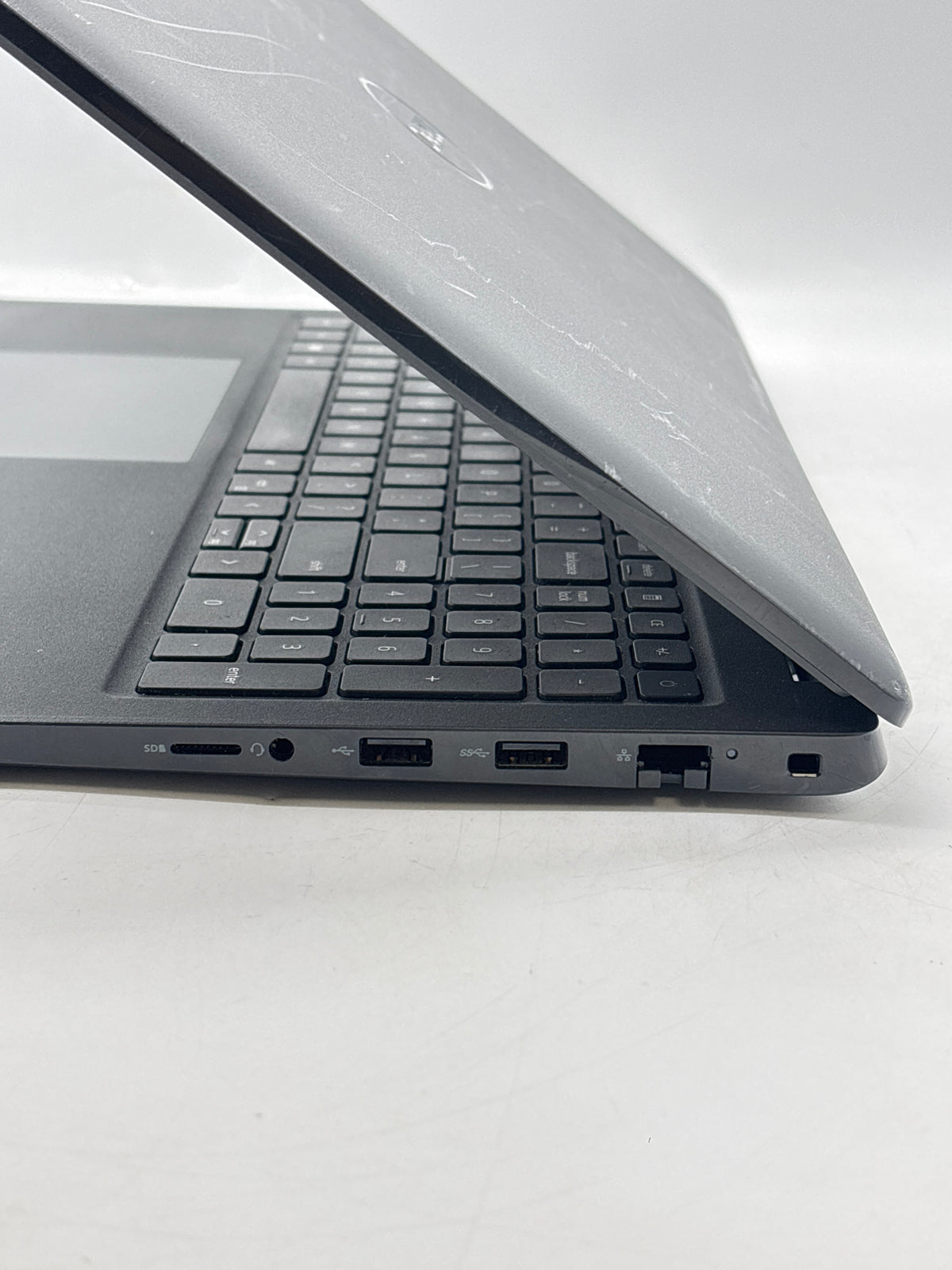 Dell Latitude 3520 Core i5 1135G7 8GB RAM 256GB SSD 15.6in Read