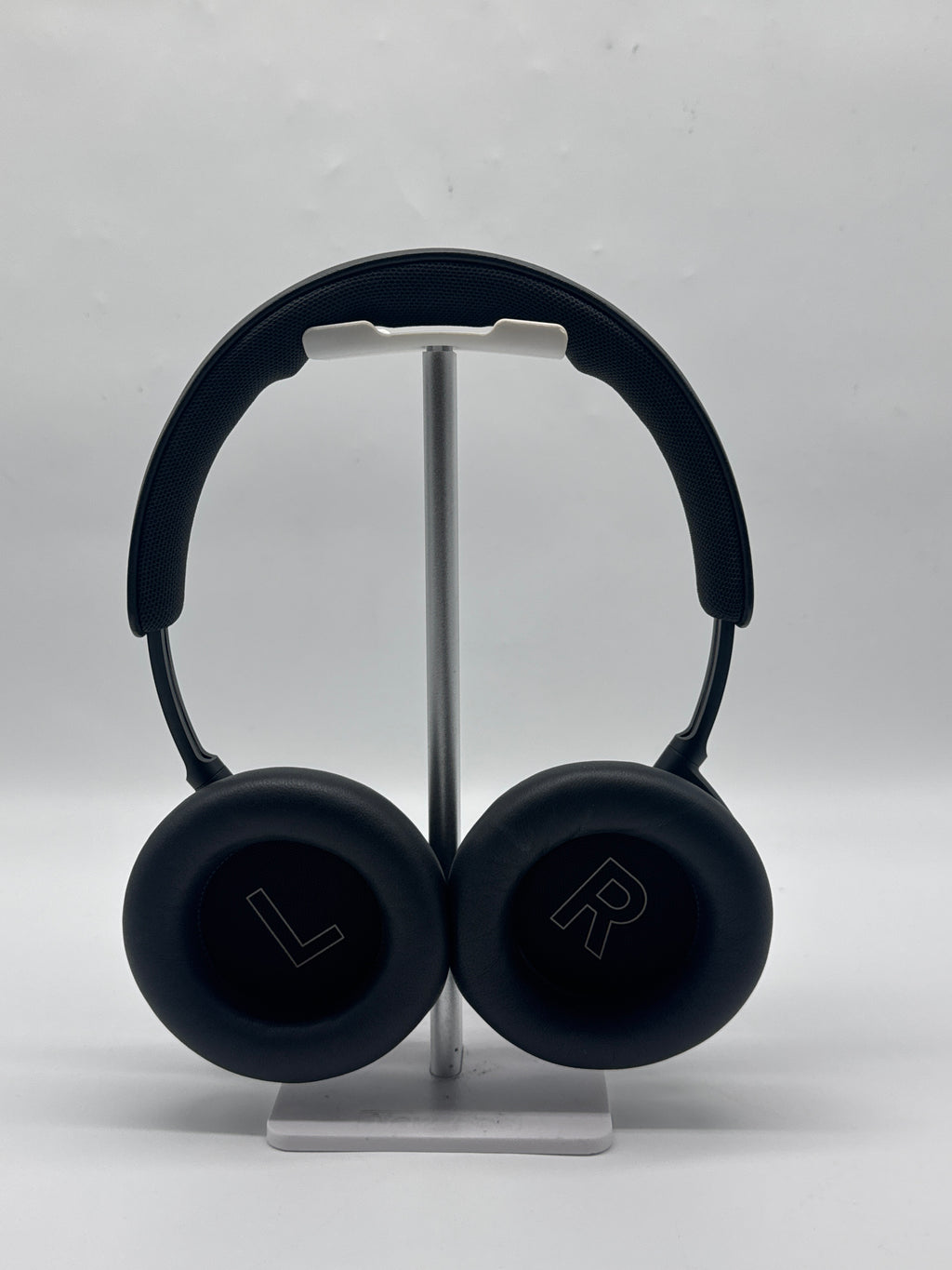 Bang Olufsen Beoplay HX Wireless Over-Ear Headphones Greyish Black - Used