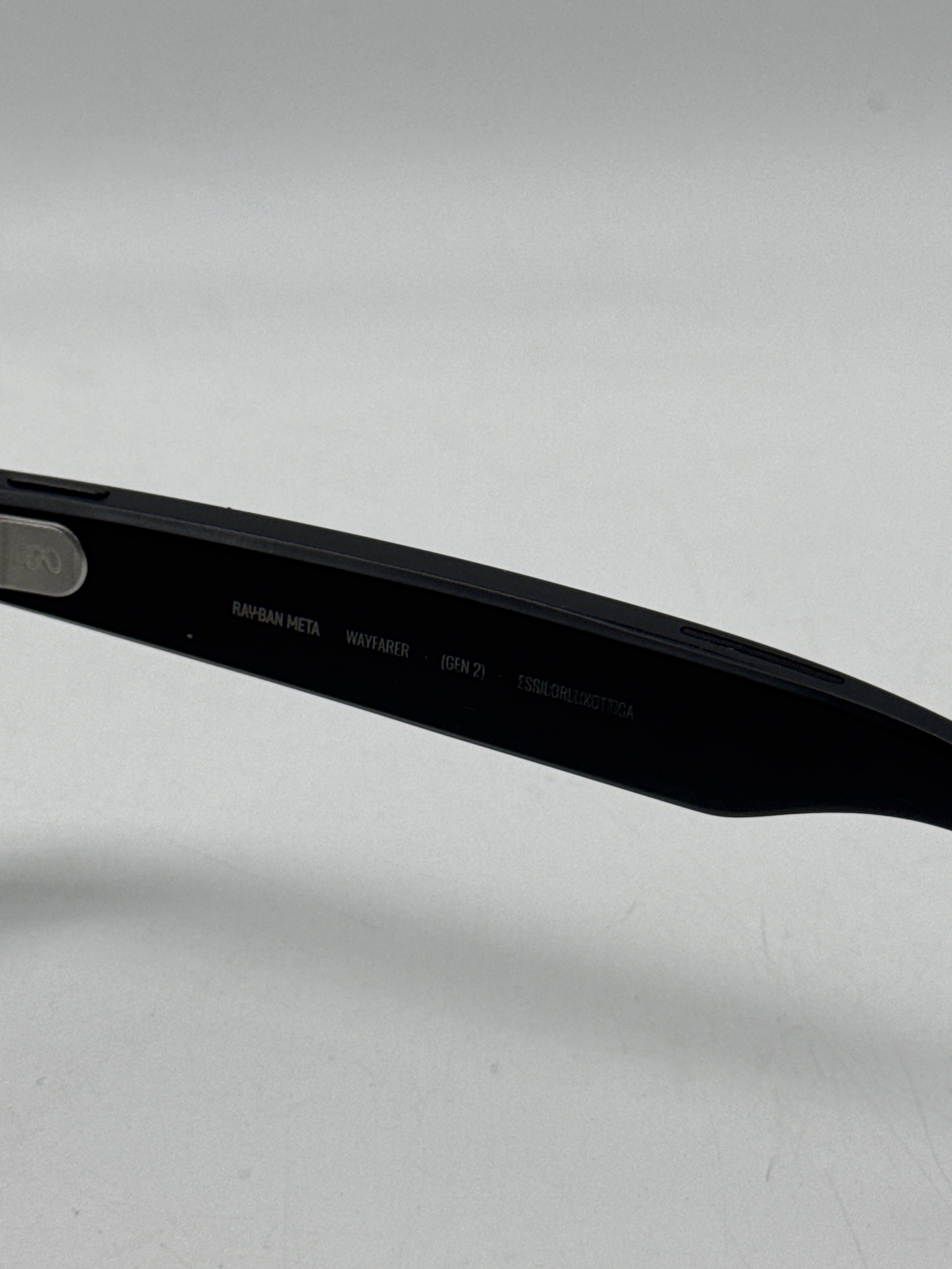 Ray-Ban Meta Wayfarer Gen 2 RW4012 Large Matte Black - Used