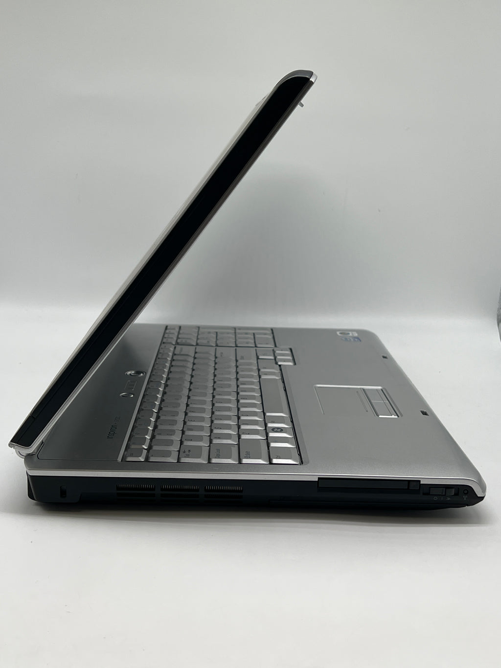 Dell Inspiron 1720 Intel Core 2 Duo 4GB DDR2 - New Open Box