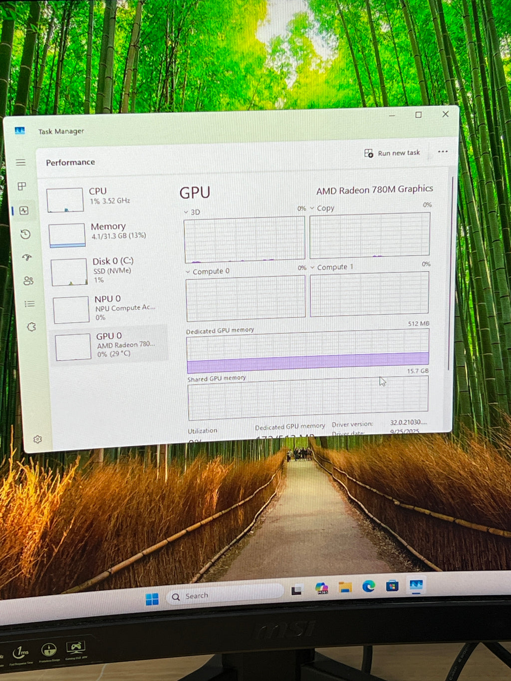 AOOSTAR GEM12 Pro Max Ryzen 7 8845HS 32GB RAM 1TB SSD Radeon 780M GPU