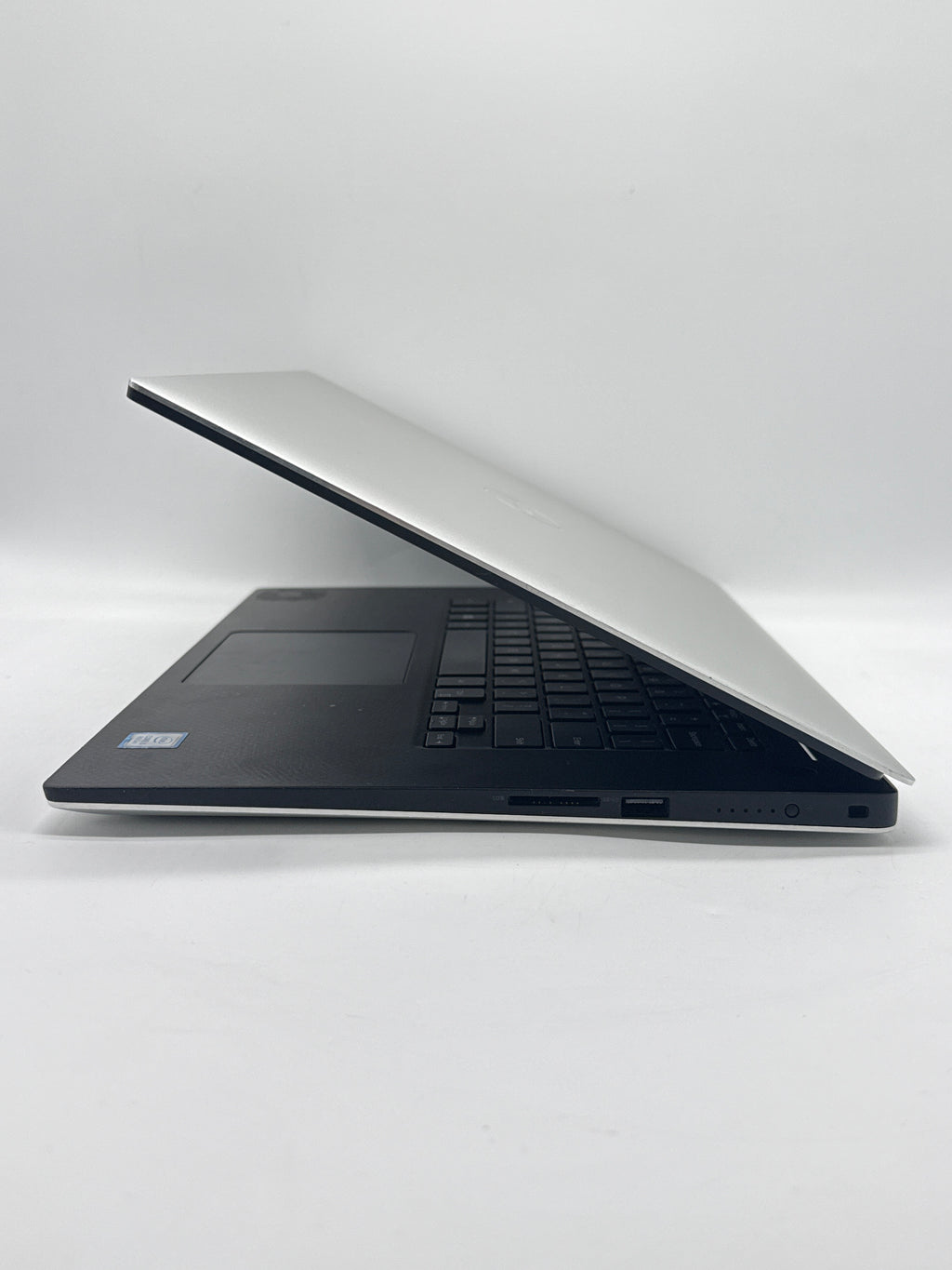 Dell XPS 15 9570 Touch i5-8300H 16GB RAM 512GB SSD GTX 1050