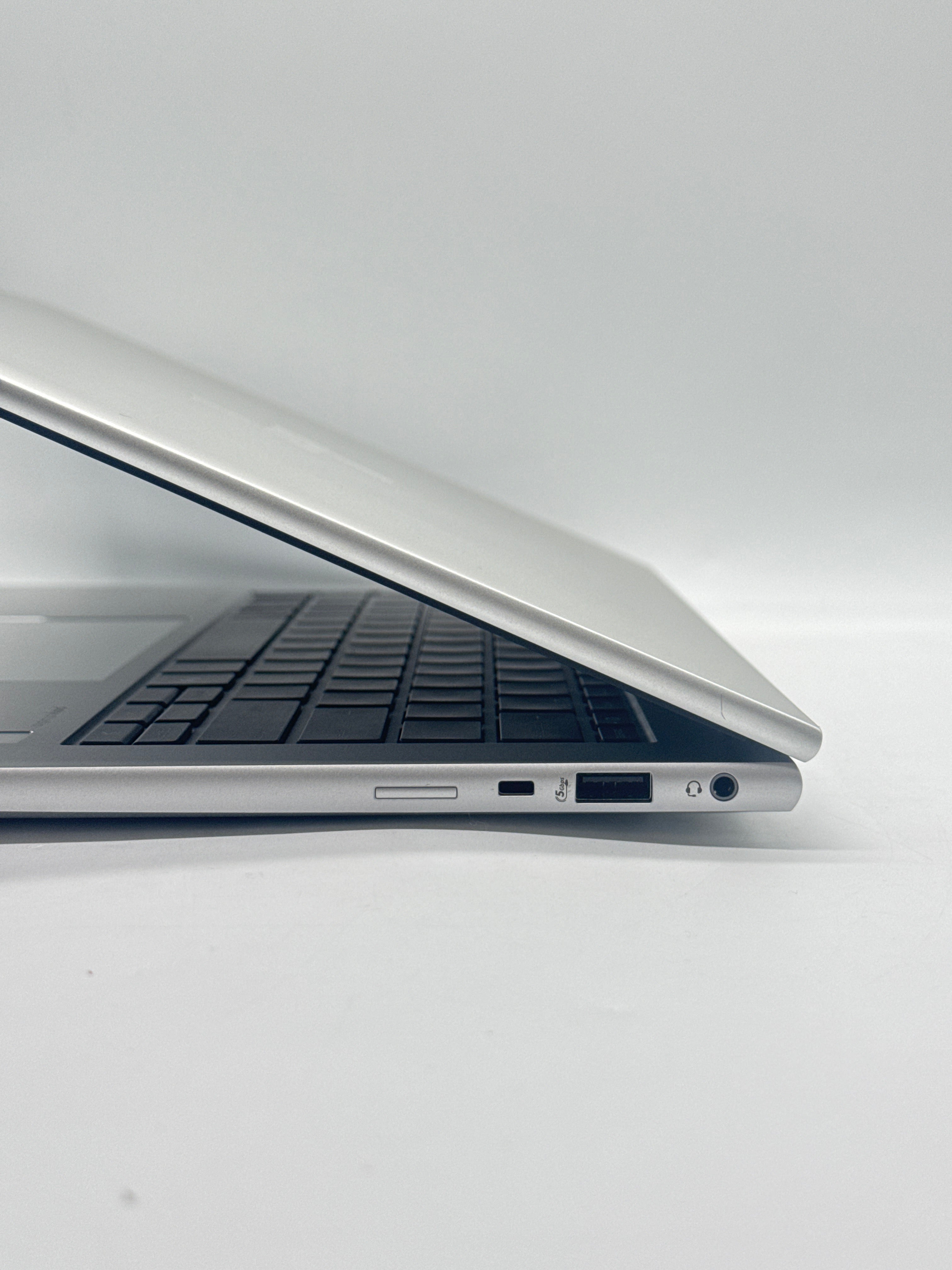 HP EliteBook 840 G11 Ultra 5 135U 32GB RAM 256GB SSD
