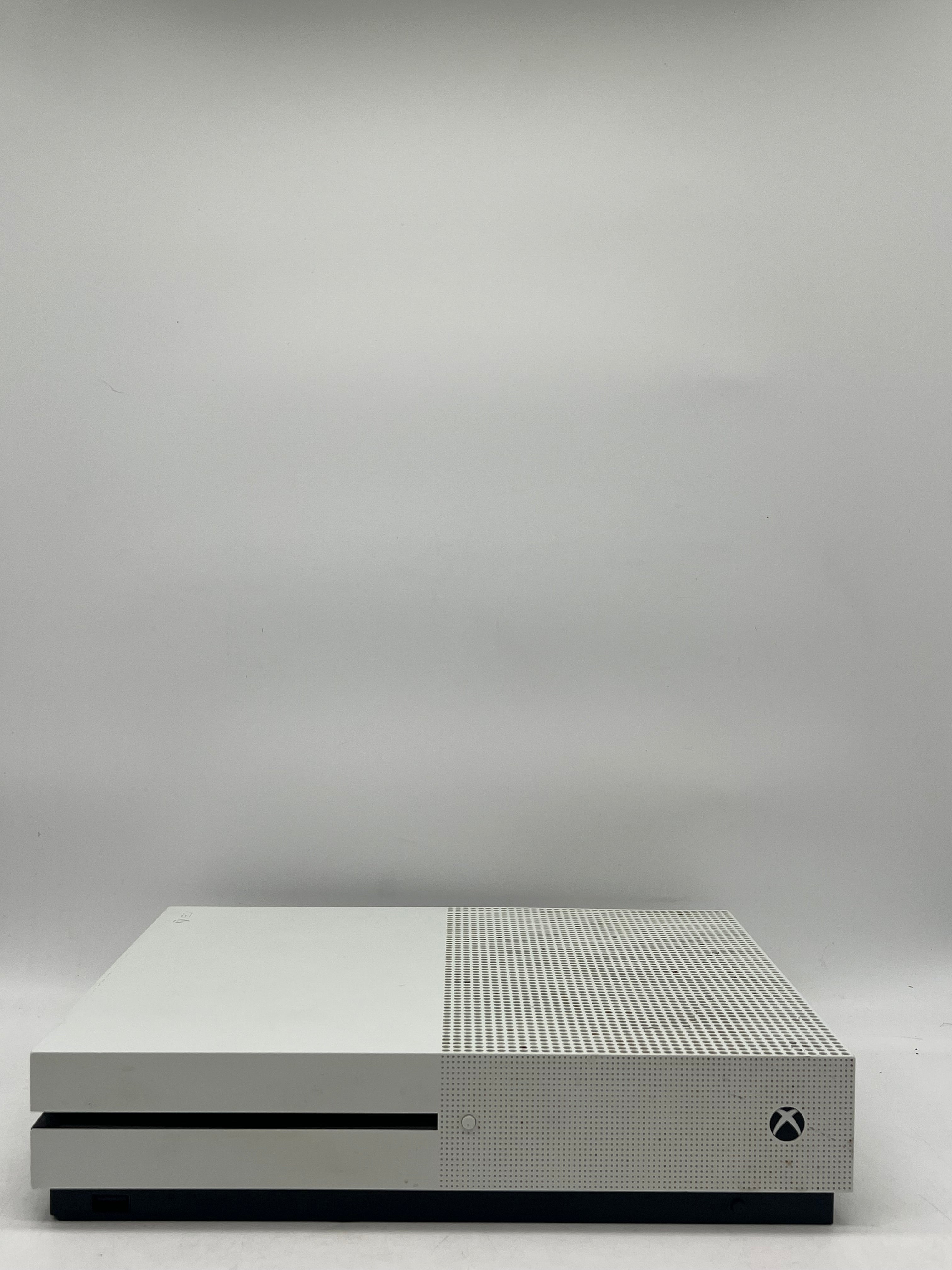 Xbox One S (1681) 2016 White 1TB 4K Gaming Console - Used (Poor Condition)