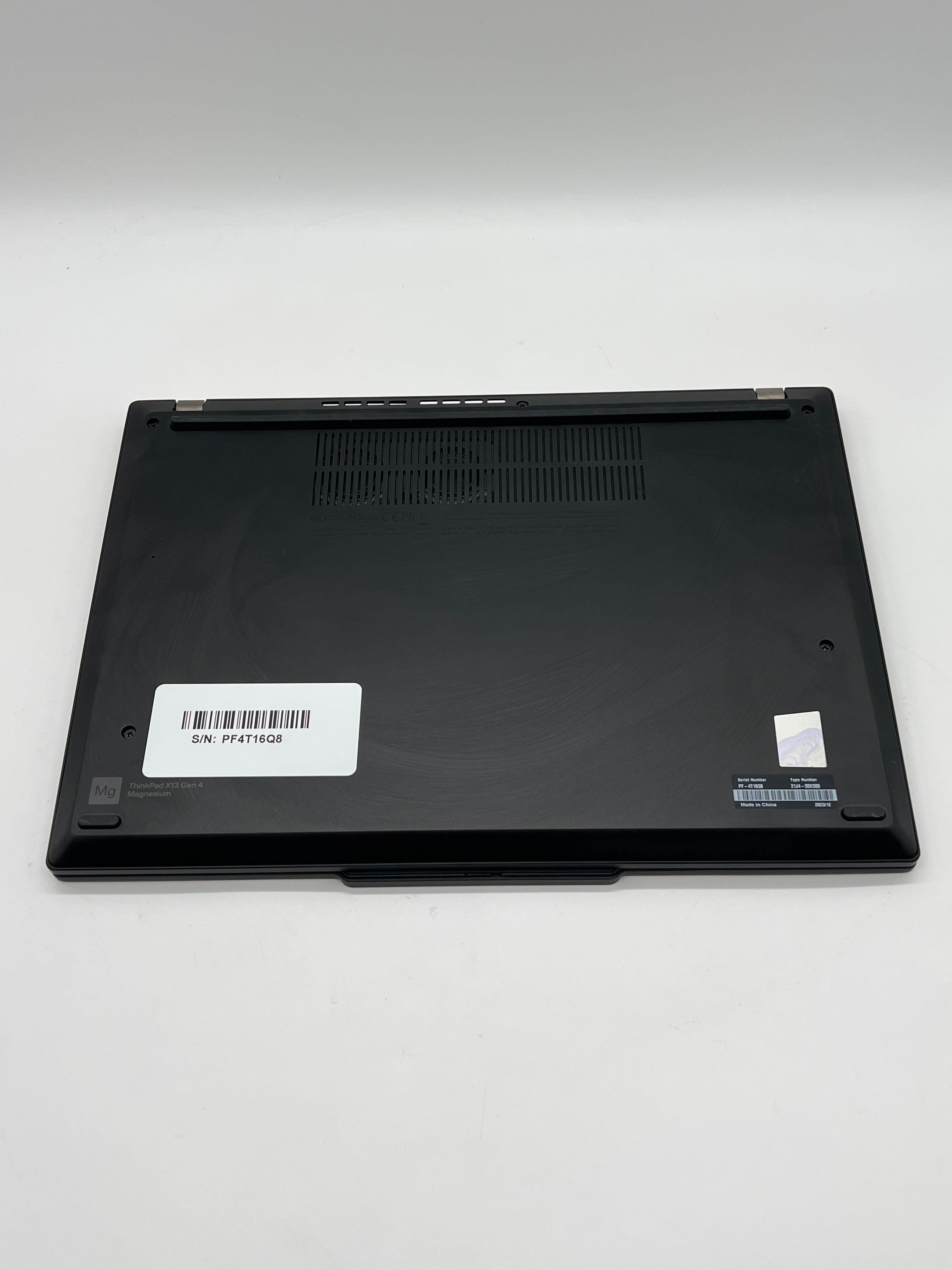 Lenovo ThinkPad X13 Gen 4 FHD+ TOUCH Ryzen 7 PRO 7840U 32GB 512GB