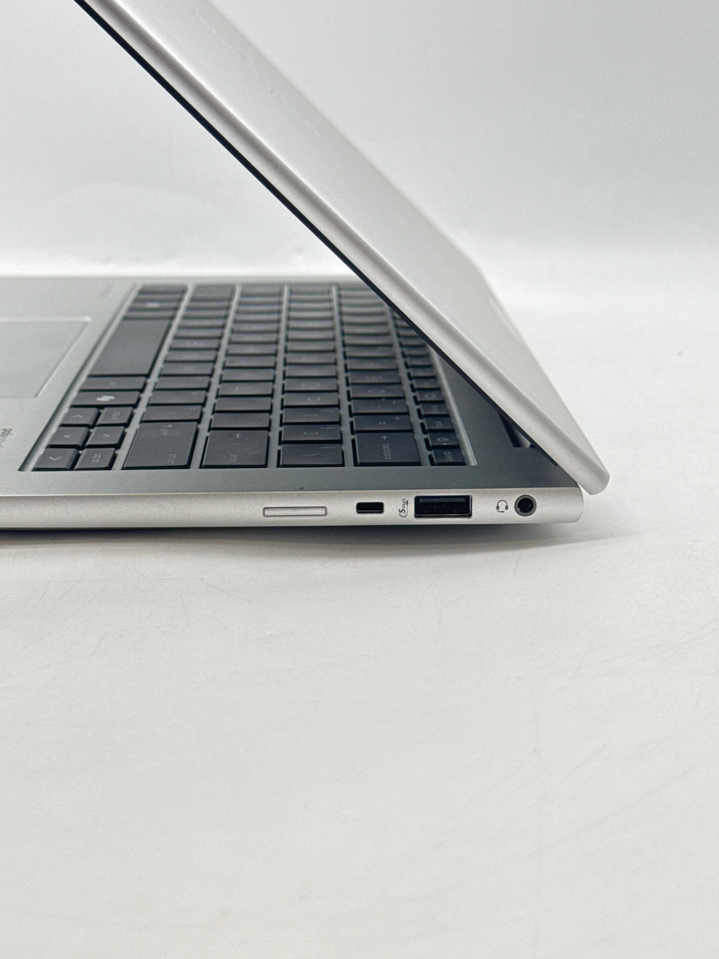 HP EliteBook 840 G11 14" Ultra 5 135U 32GB RAM 1TB SSD Silver - Remotely Managed