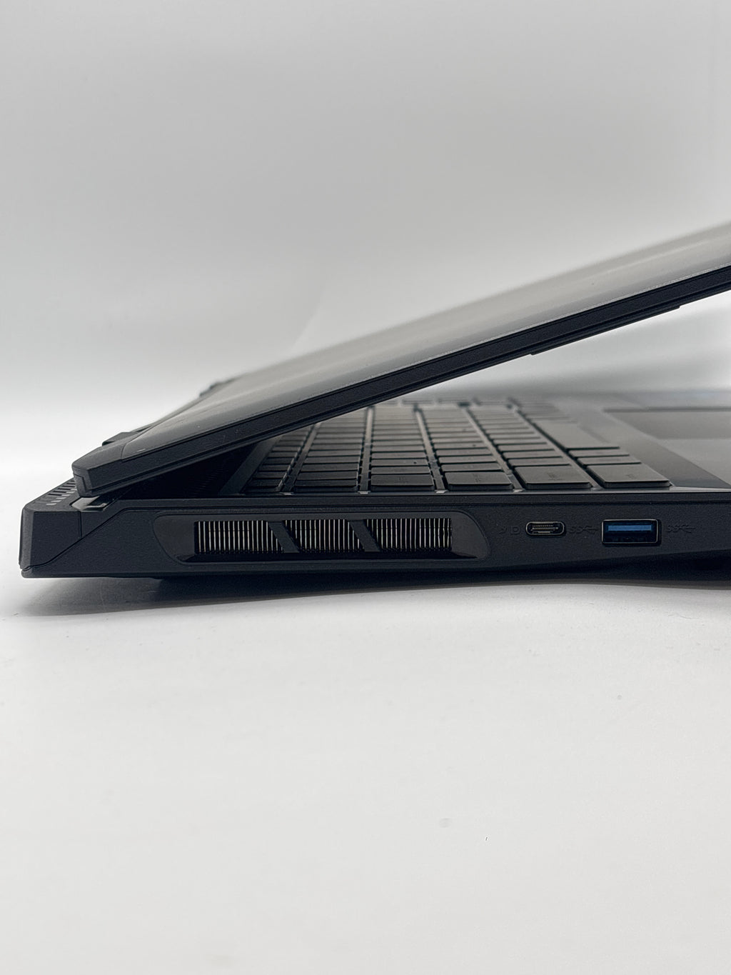 MSI Pulse 16 AI C1V Ultra 9 185H 32GB RAM 1TB SSD RTX 4070