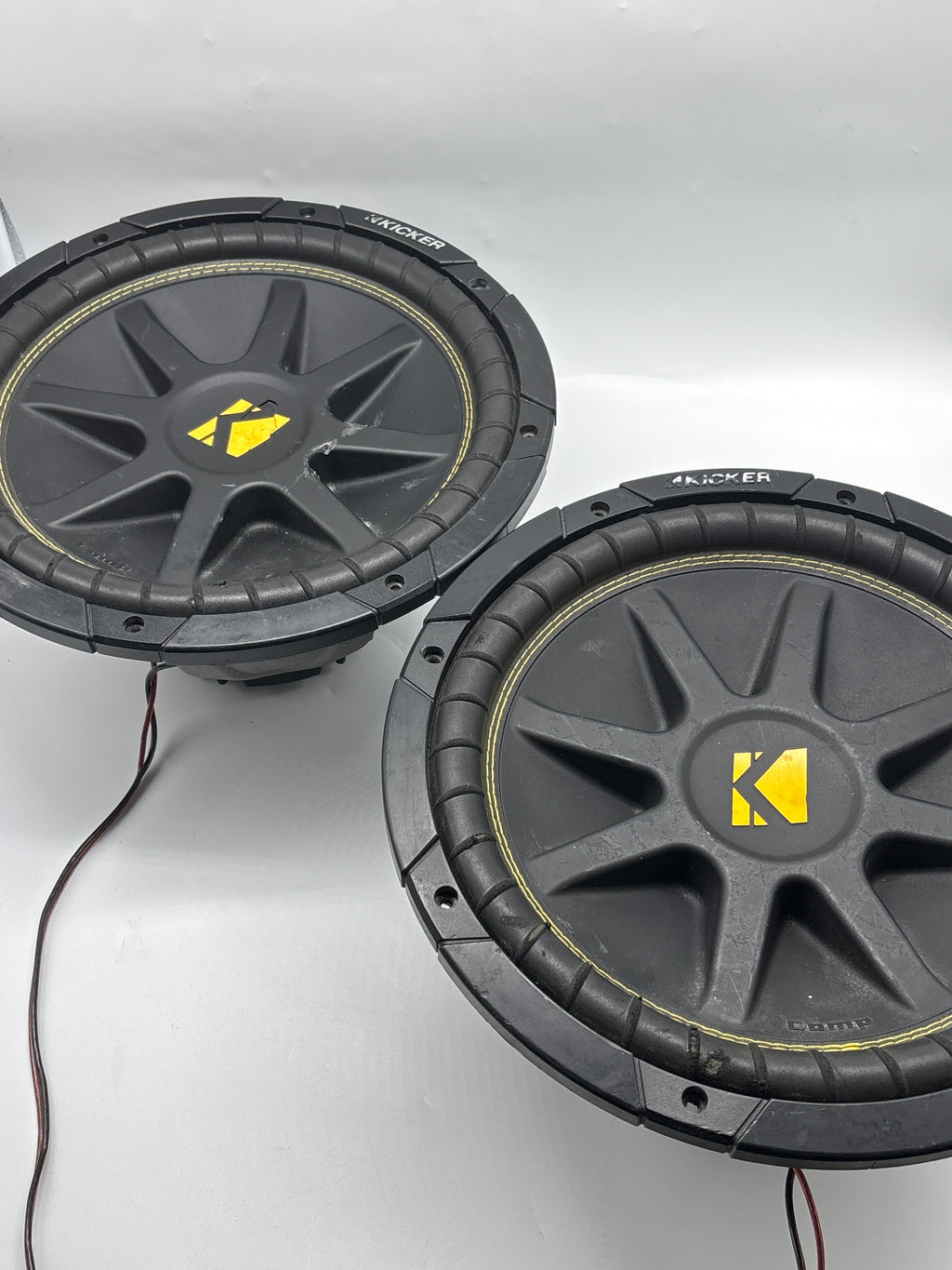 KICKER Comp C12 12in Car Audio Subwoofers Pair 150W RMS 4-Ohm Read