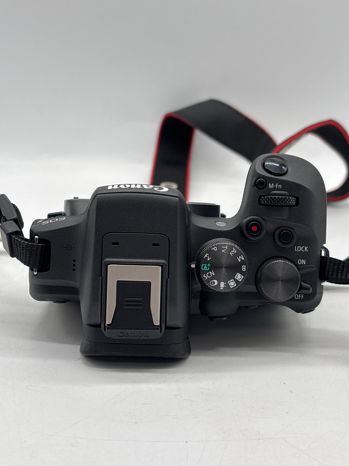 Canon EOS R10 w/ RF-S 18-45mm Lens Digital Camera Kit Black Used