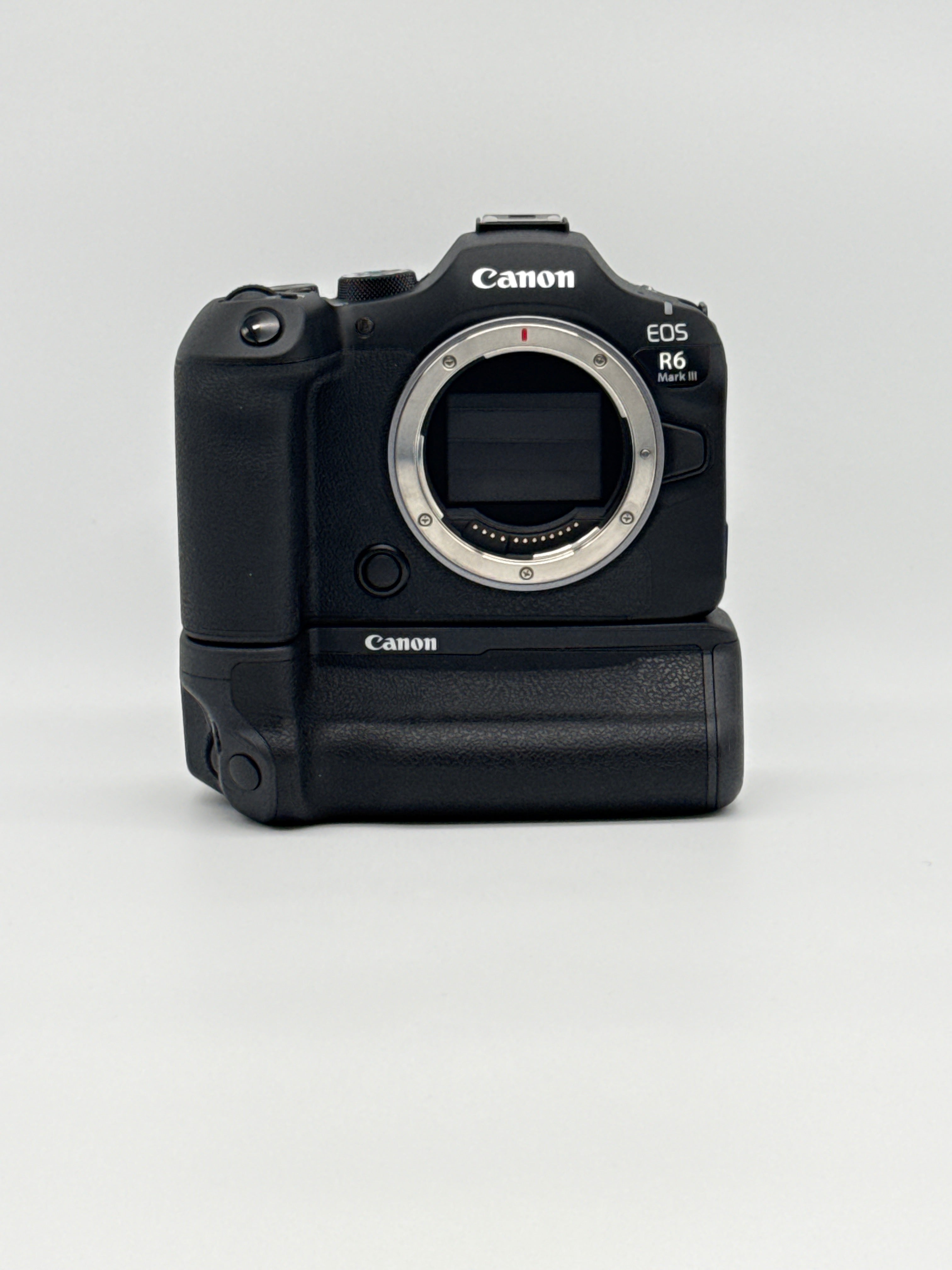 Canon EOS R6 Mark III Full Frame Mirrorless Camera Body Only Black - Used