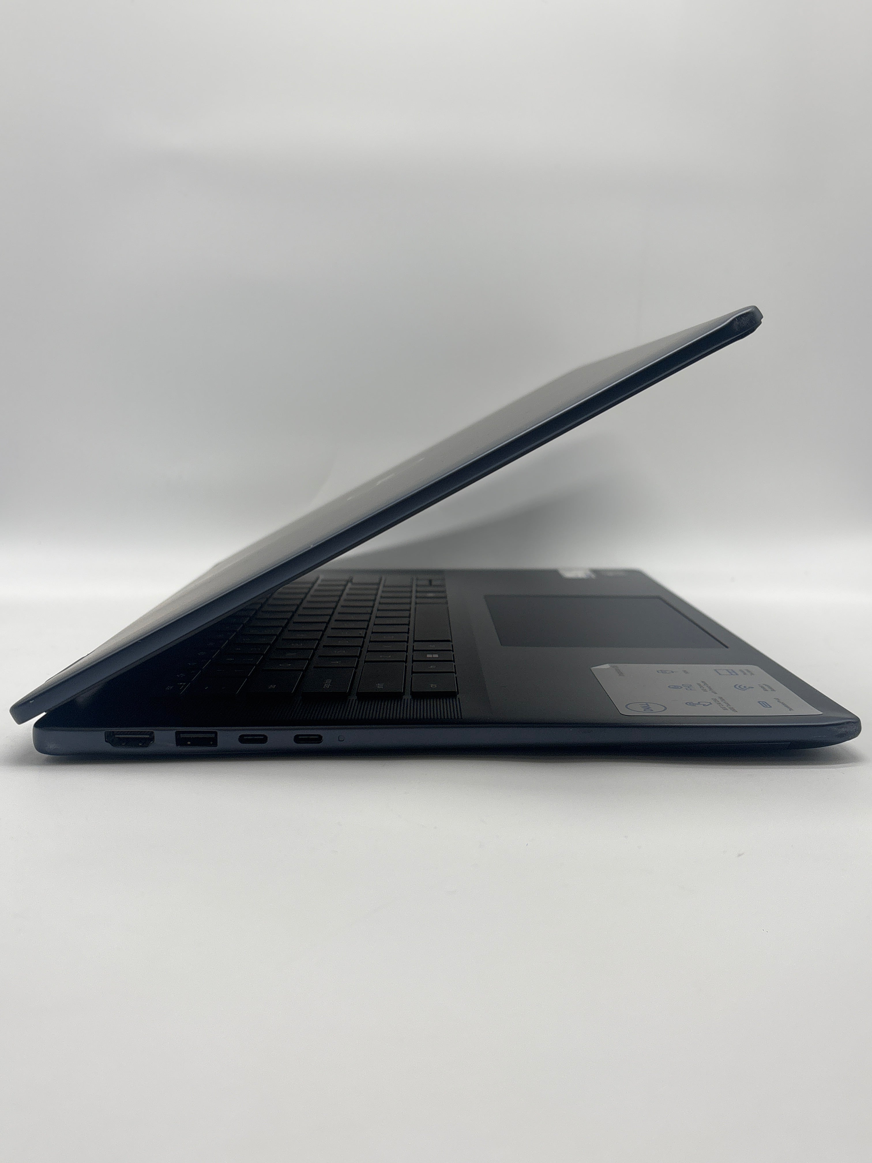 Dell Inspiron 16 7640 2-in-1 Ultra 7 155H 16GB RAM 1TB SSD