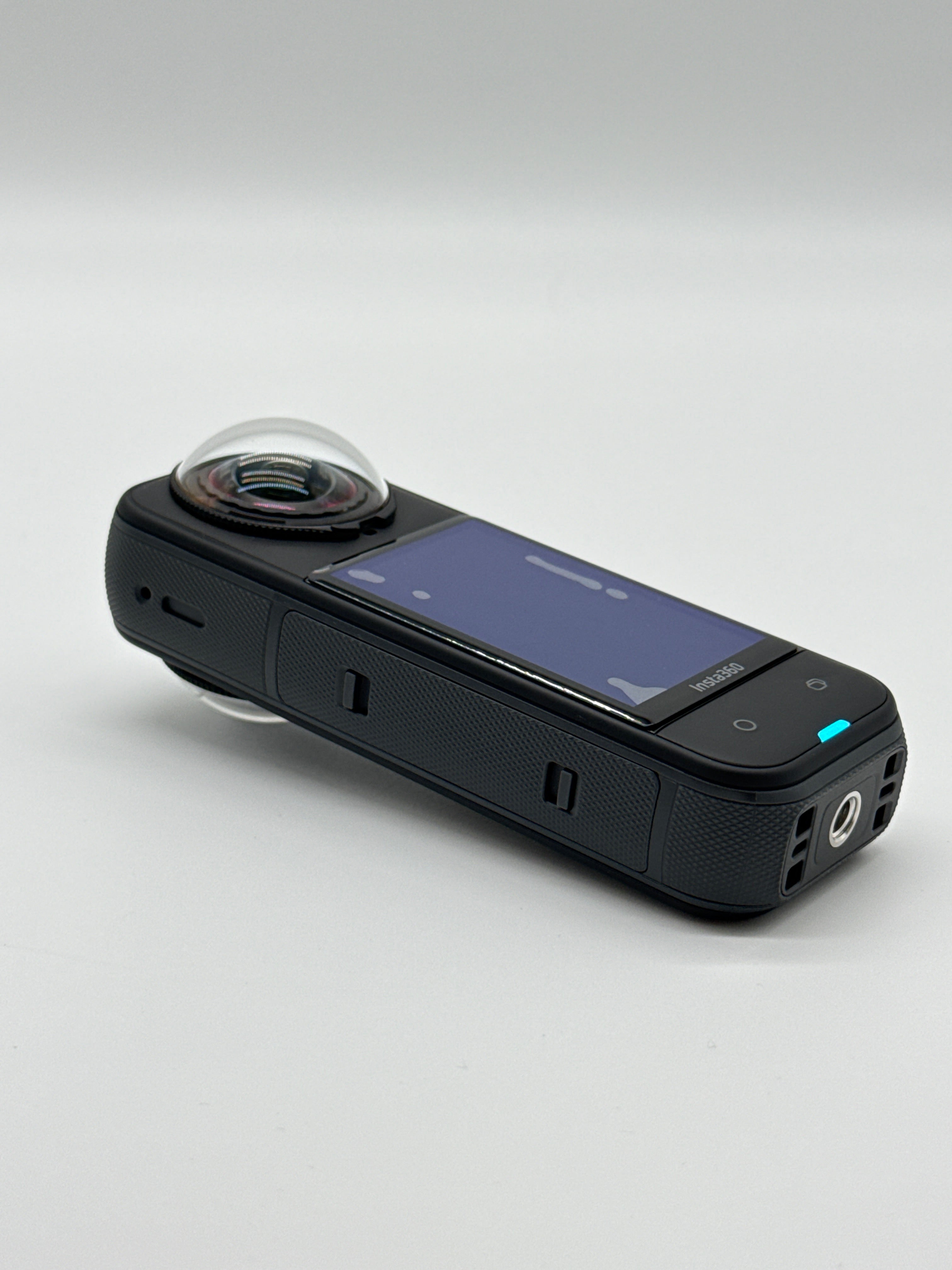 Insta360 X5 8K Action Camera Black 2.0 in UHD 512 GB