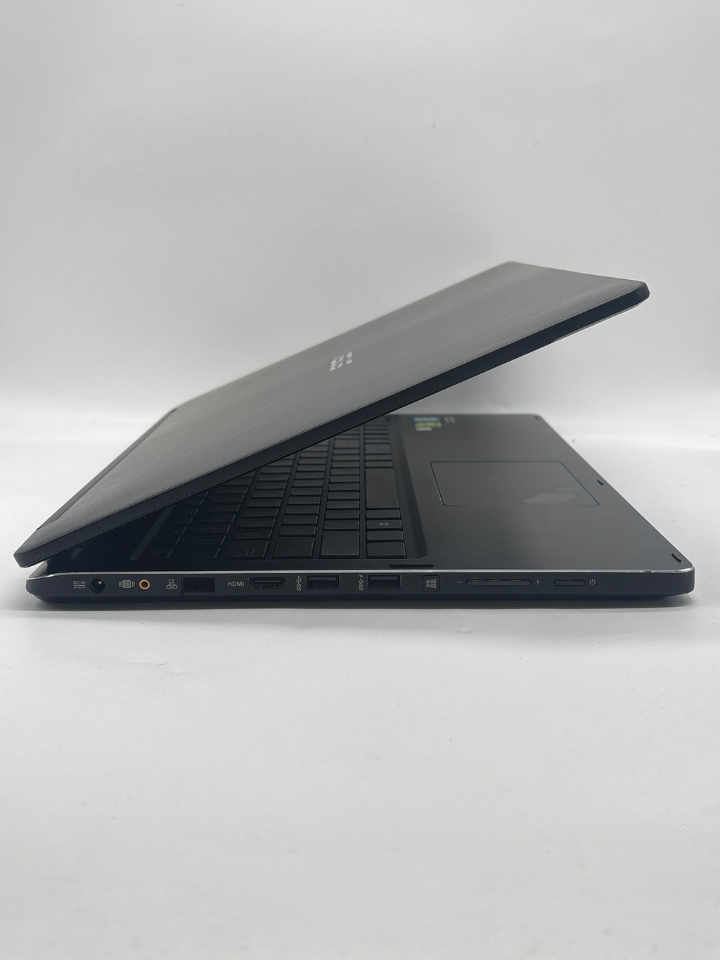 Asus Q552U 15.6" Intel Core i7-6500U 12GB RAM 1TB HDD - For Parts (Read DESC)
