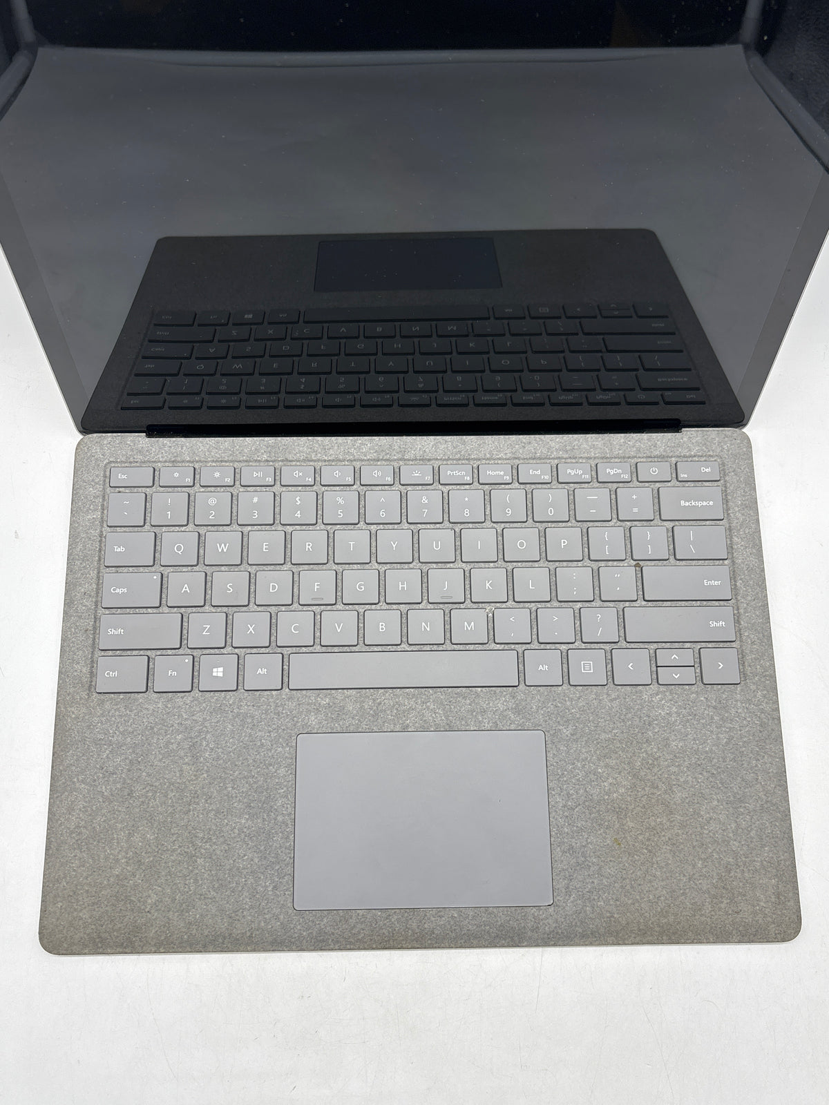 Microsoft Surface Laptop 1769 13" Intel Core i5-8350U 8GB RAM 256GB SSD Silver - Used