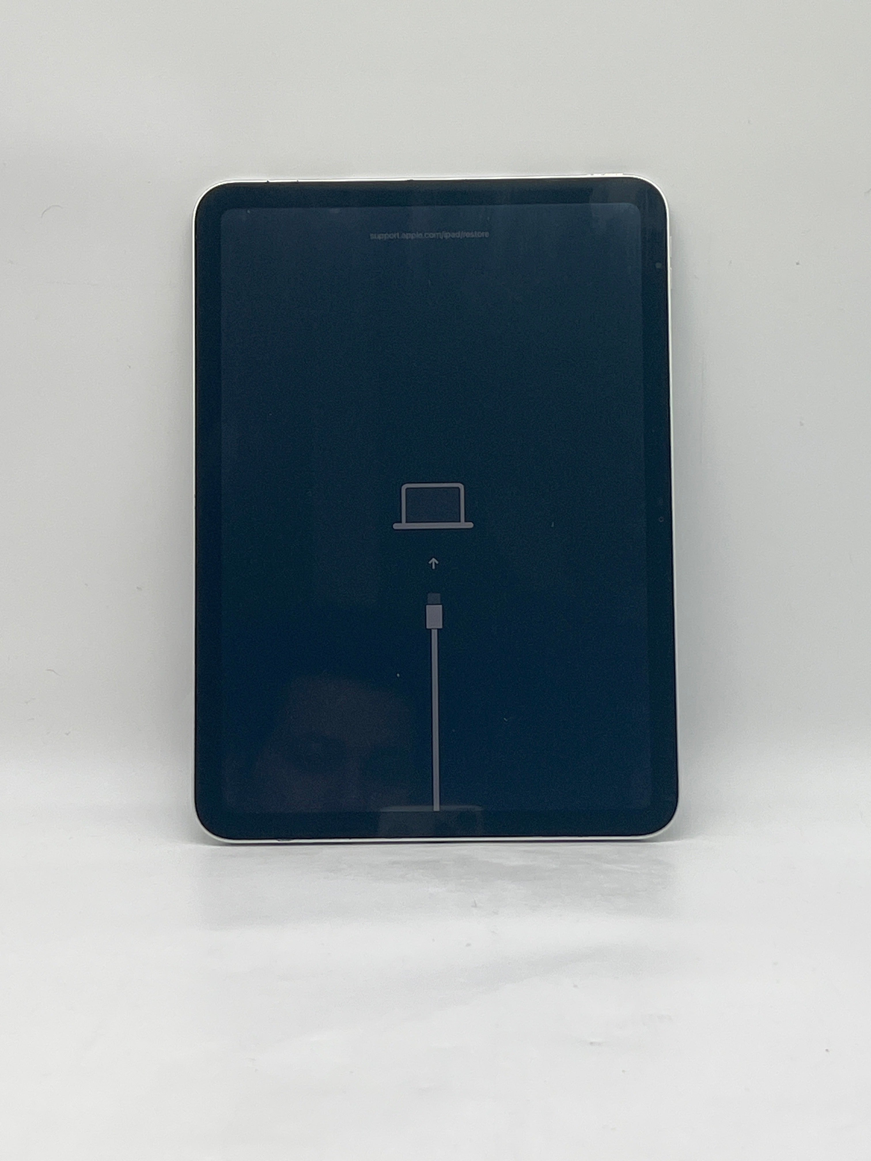 Apple iPad 10th Generation A2696 64GB Wi-Fi - Stuck in recovery mode