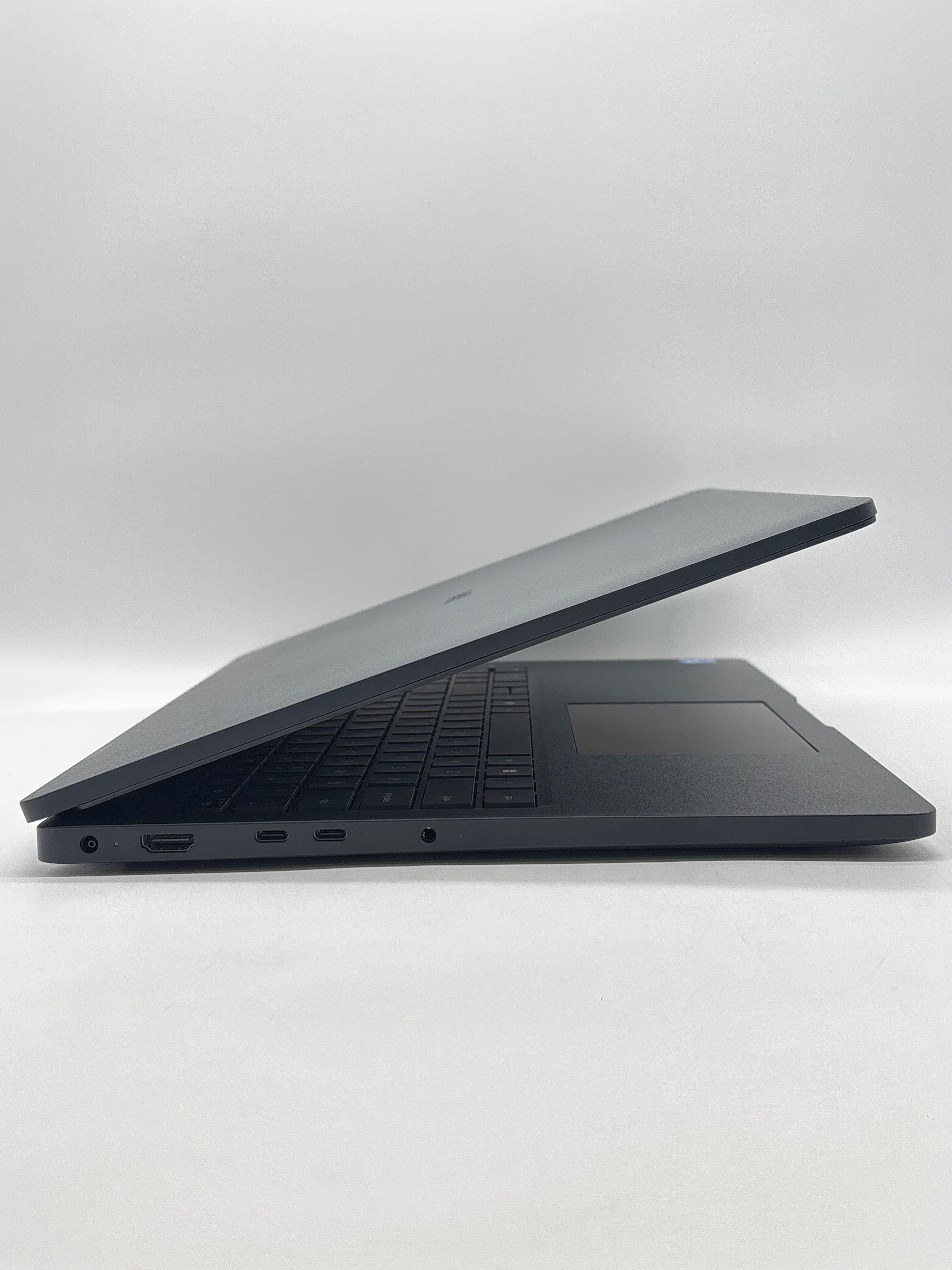 Dell Pro 16 PC16250 i3 100U 8GB RAM 256GB SSD Black