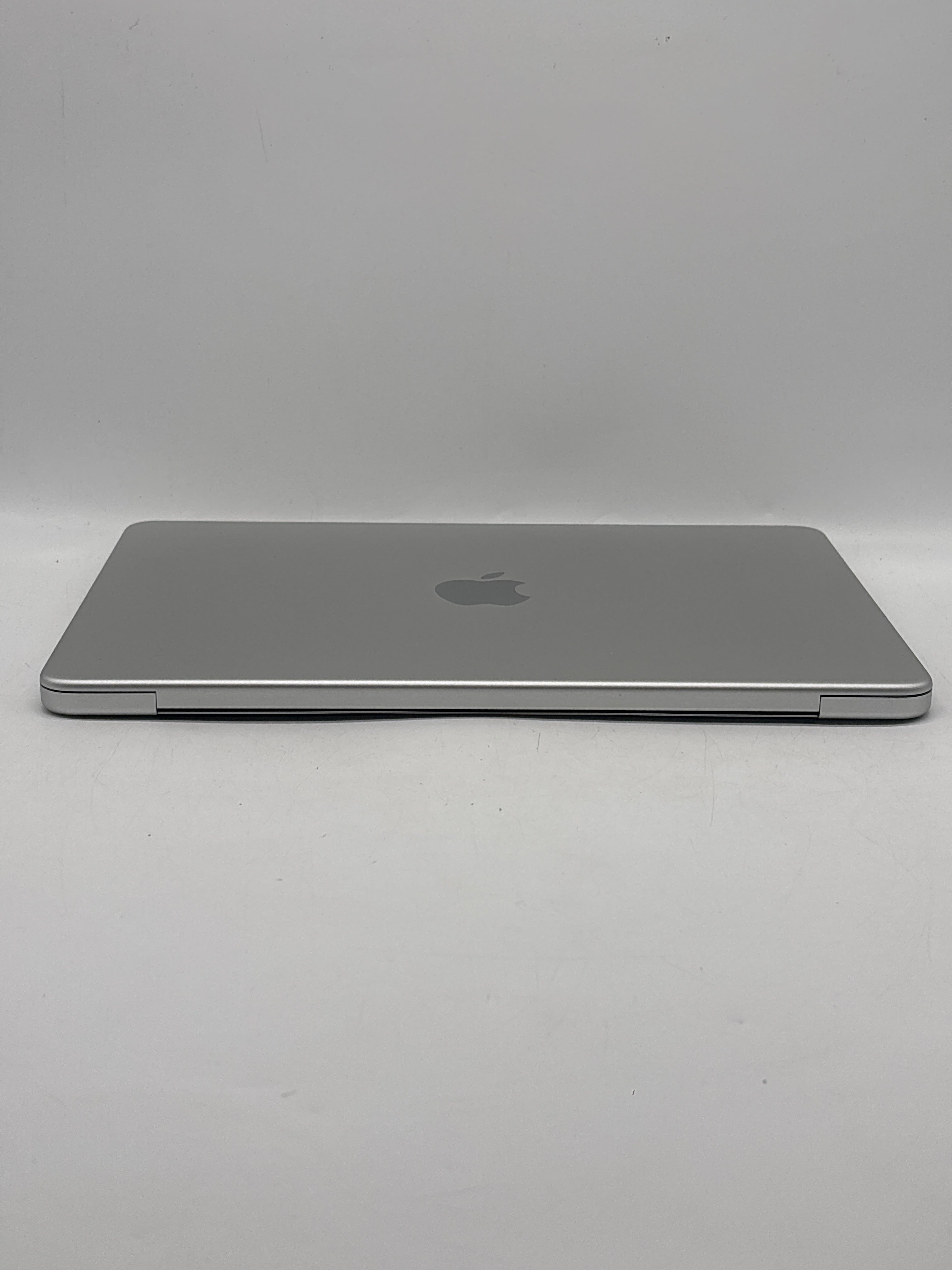 Apple MacBook Neo 13" A3404 A18 Pro 8GB RAM 256GB SSD - Used
