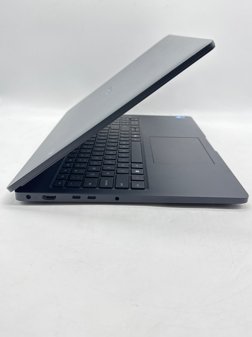 Dell Pro 16 PC16250 Intel Core 3 100U 8GB DDR5 RAM 256GB SSD Black - Used