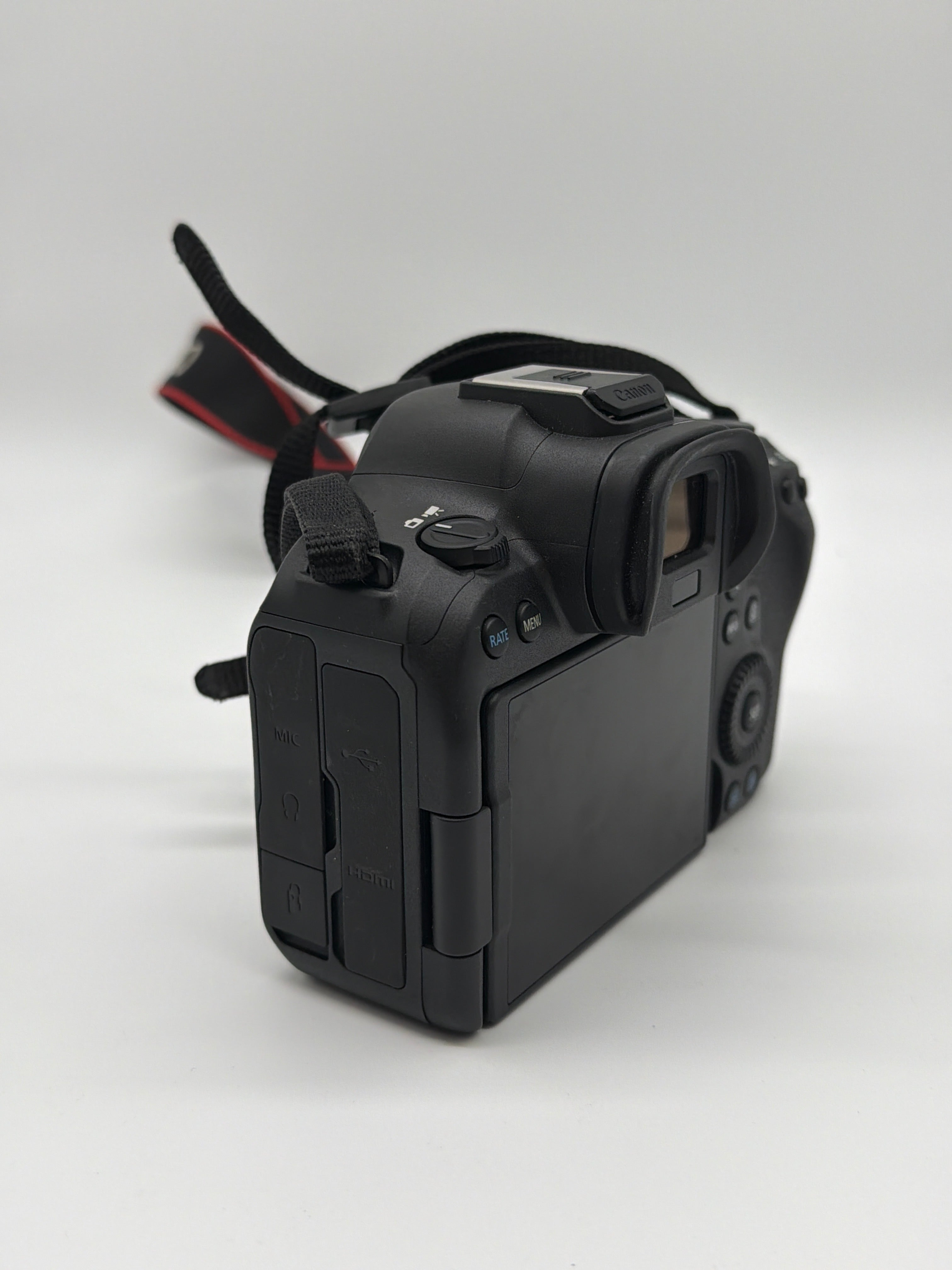 Canon EOS R6 Mark II 24.2MP Mirrorless Camera Black with Battery