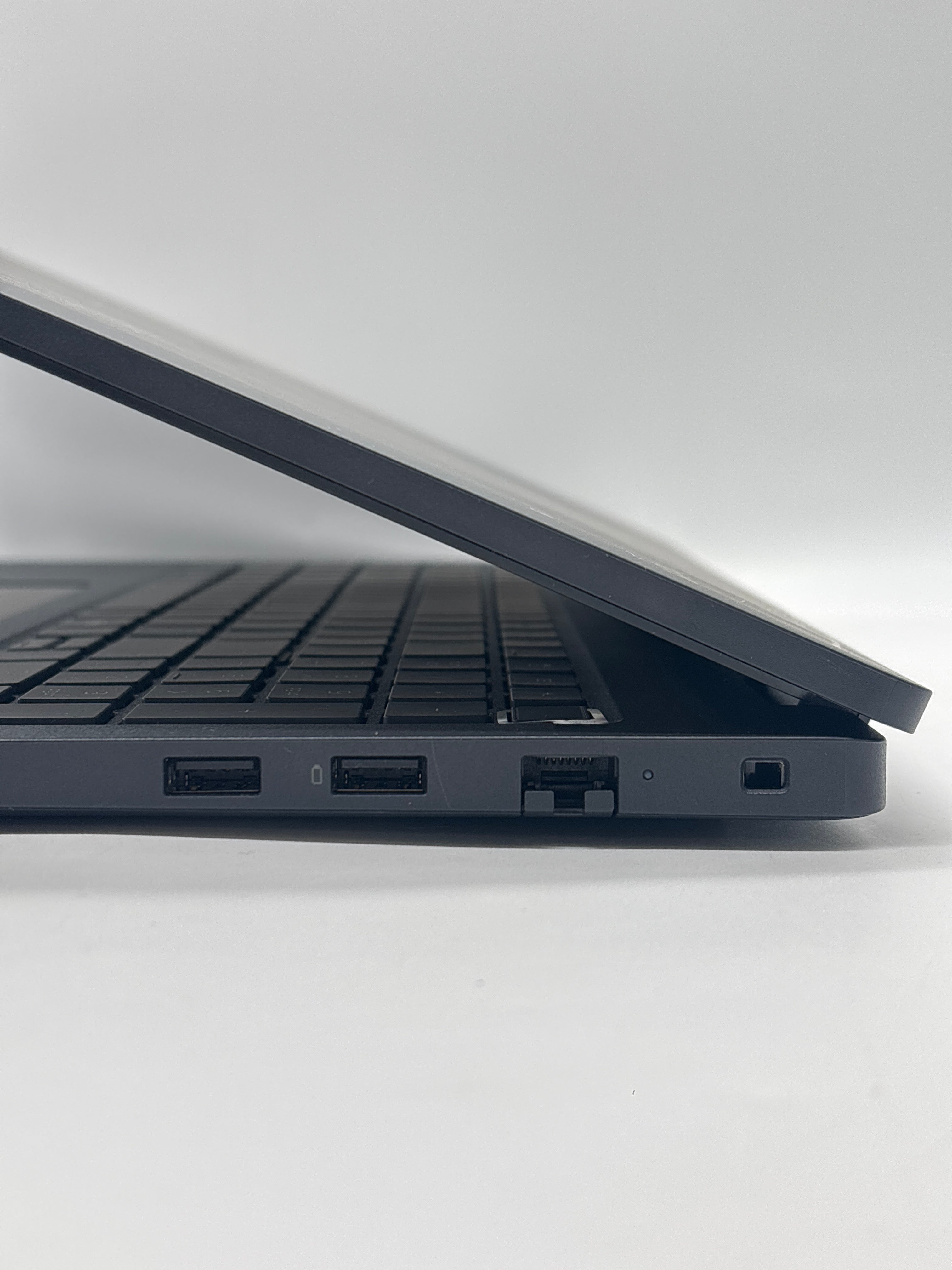 Dell Pro 16 PC16250 Core 7 150U 16GB RAM 512GB SSD - Warranty