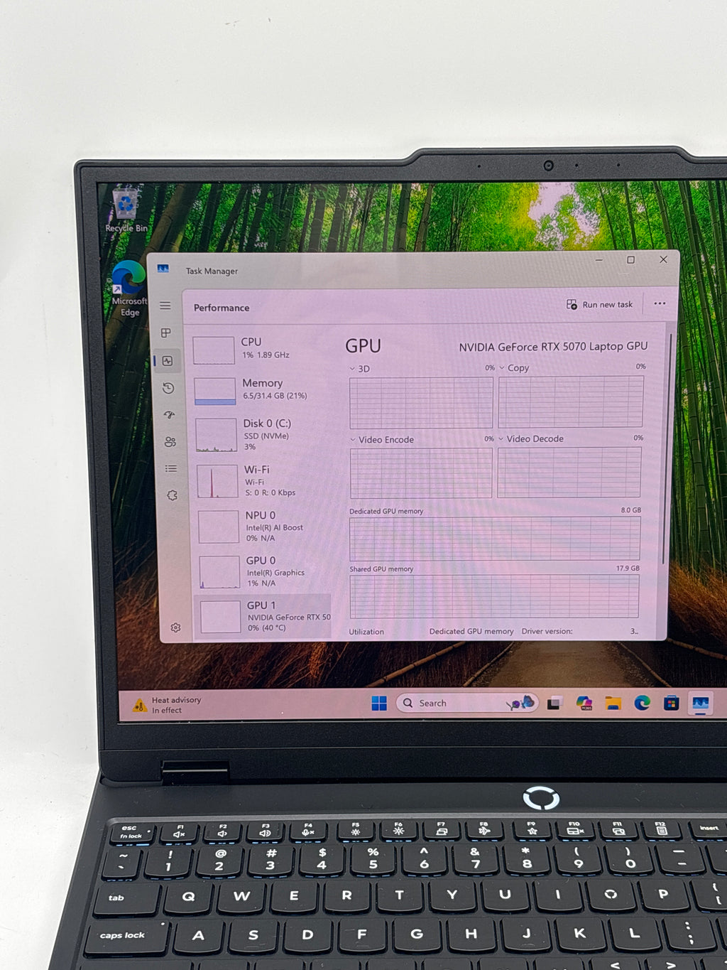 Lenovo Legion 5 15IAX10 15.6" Intel Core Ultra 7 255HX 32GB RAM 1TB SSD RTX 5070 Black - No Charger