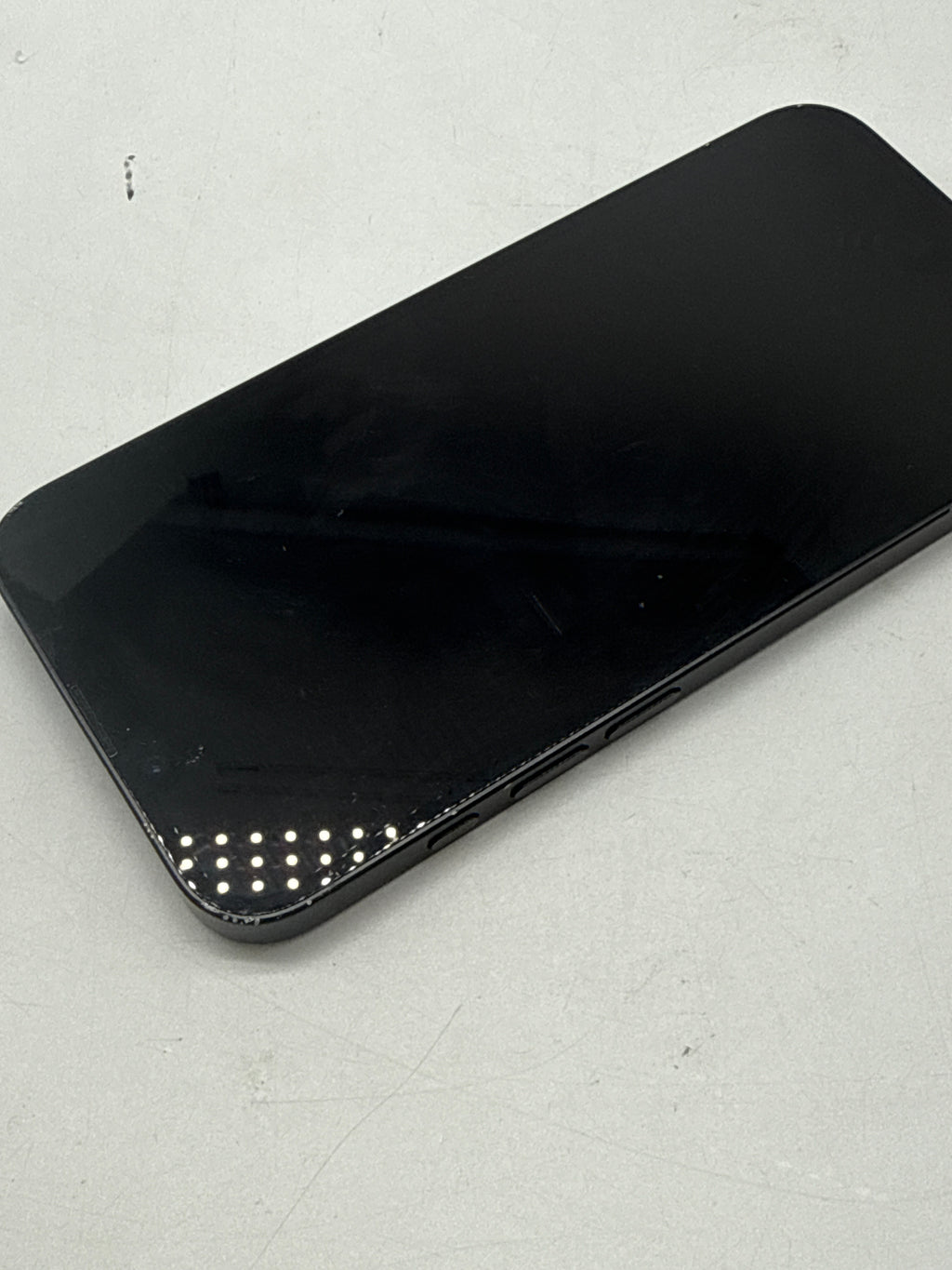 Apple iPhone 16e 128GB Factory Unlocked Black - Used