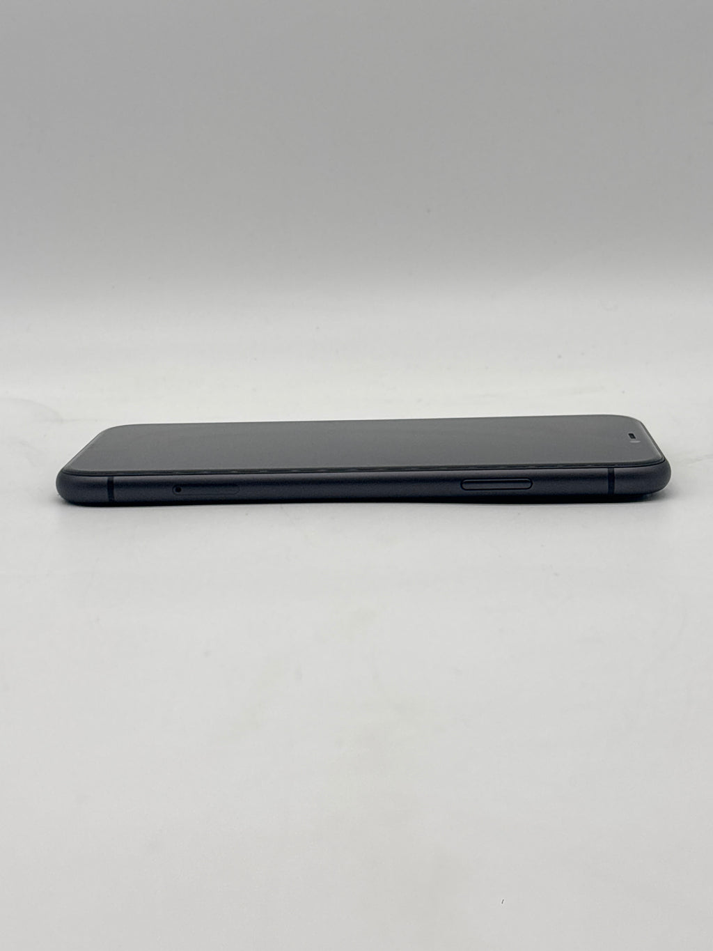 Apple iPhone 11 64 GB Black Unlocked Remotely Managed
