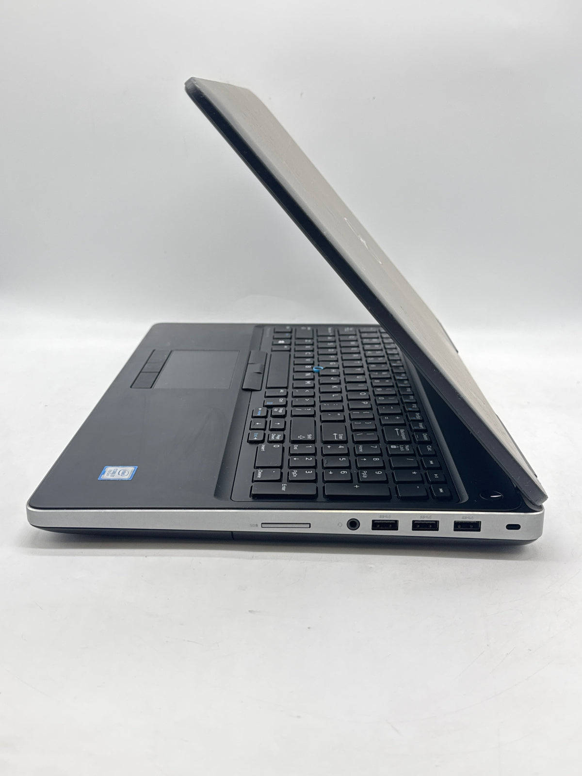 Dell Precision 7520 Core i7 7820HQ 16GB RAM 512GB SSD Quadro M2200 - Used