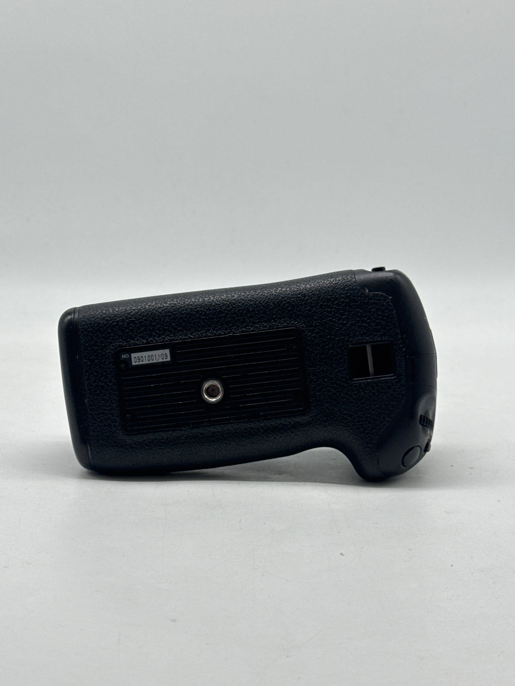Canon BG-E11 Battery Grip for Canon EOS 5D Mark III - Used