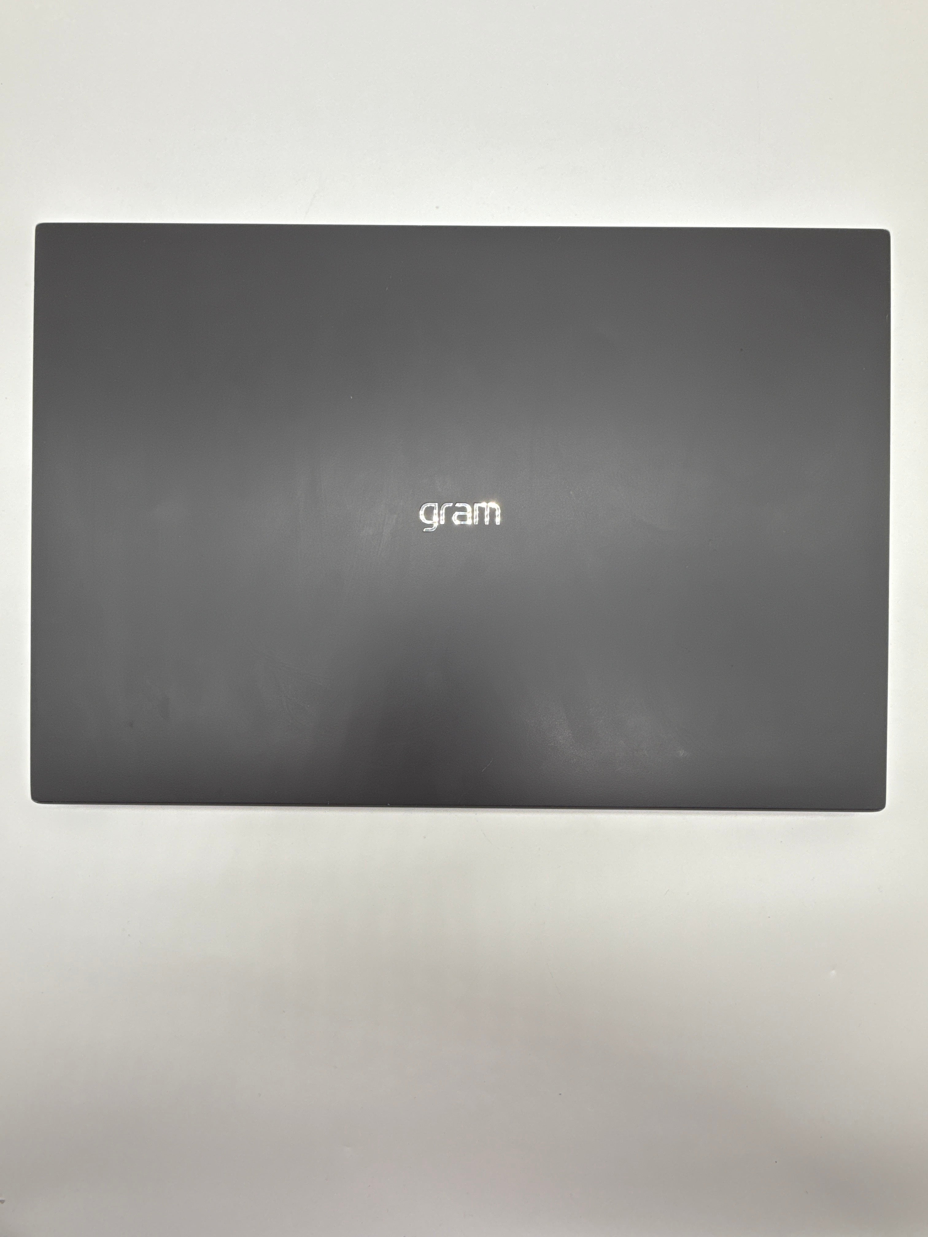 LG Gram 16Z90R-K.AAS6U1 i5-1340P 16GB RAM 512GB SSD