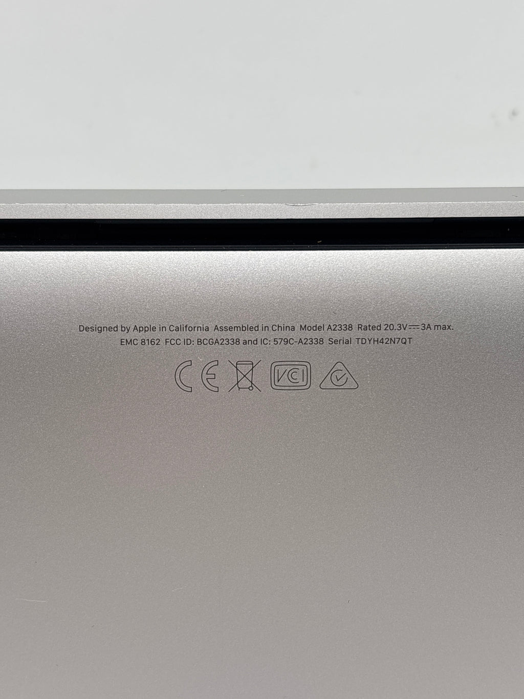 Apple MacBook Pro 13" A2338 M2 8GB RAM 512GB SSD - Screen Flicker
