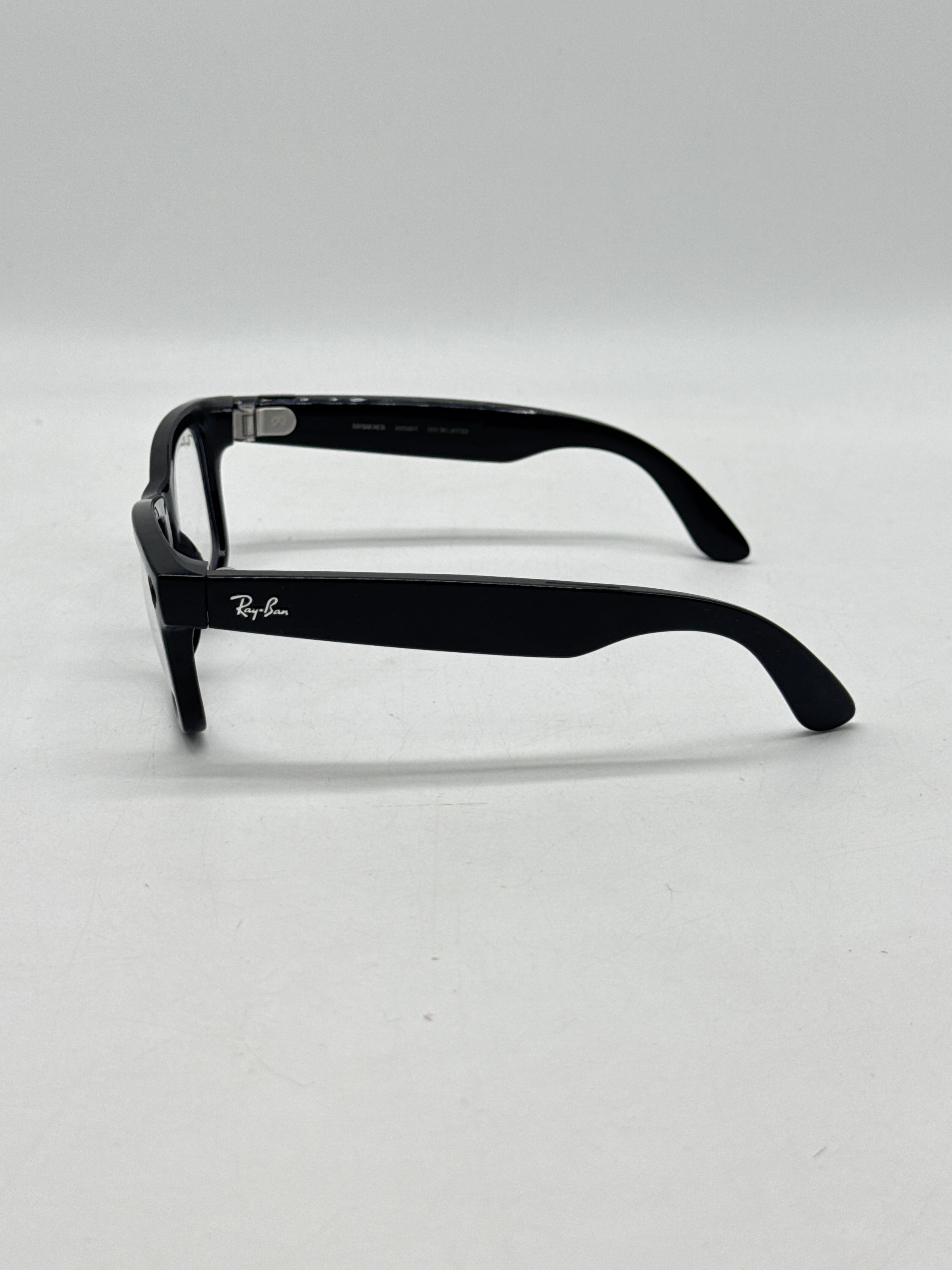 Ray-Ban Meta Wayfarer Smart Glasses RW4006 Shiny Black - Used