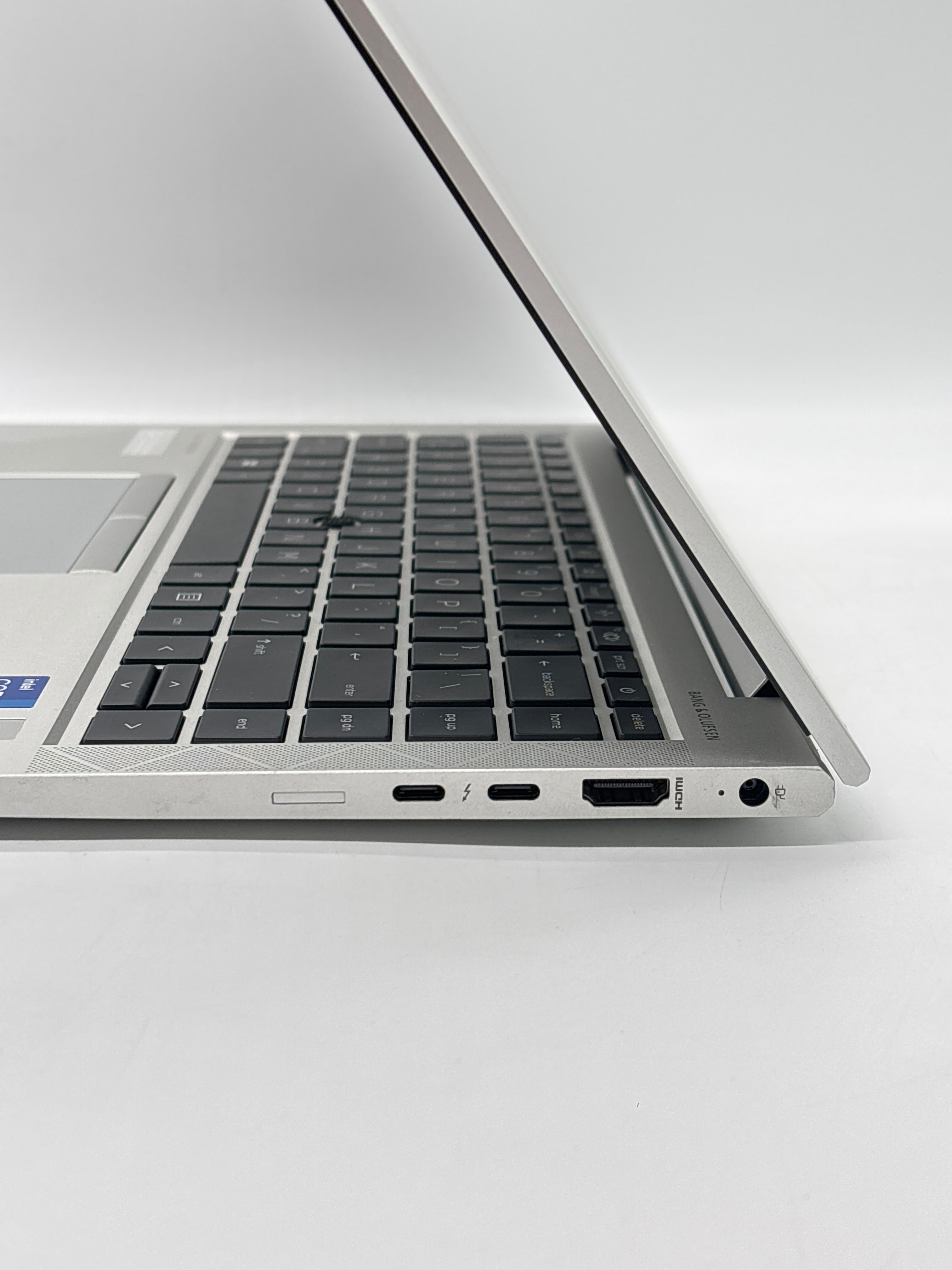 HP EliteBook 840 G8 i7-1185G7 32GB RAM 256GB SSD - For Parts (READ)