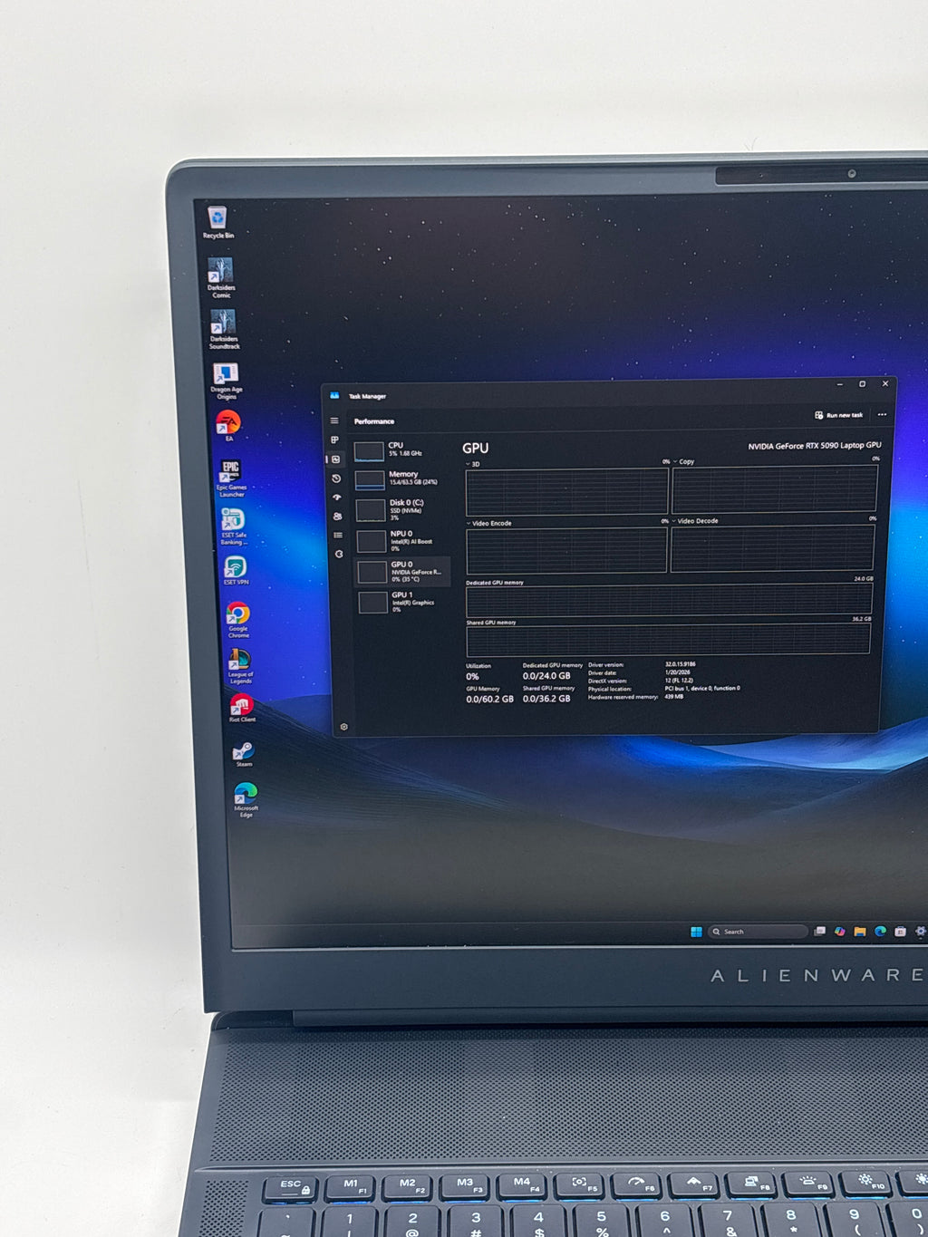 Dell Alienware 18 Area 51 Ultra 9 275HX 64GB RAM 2TB SSD RTX 5090 - Warranty