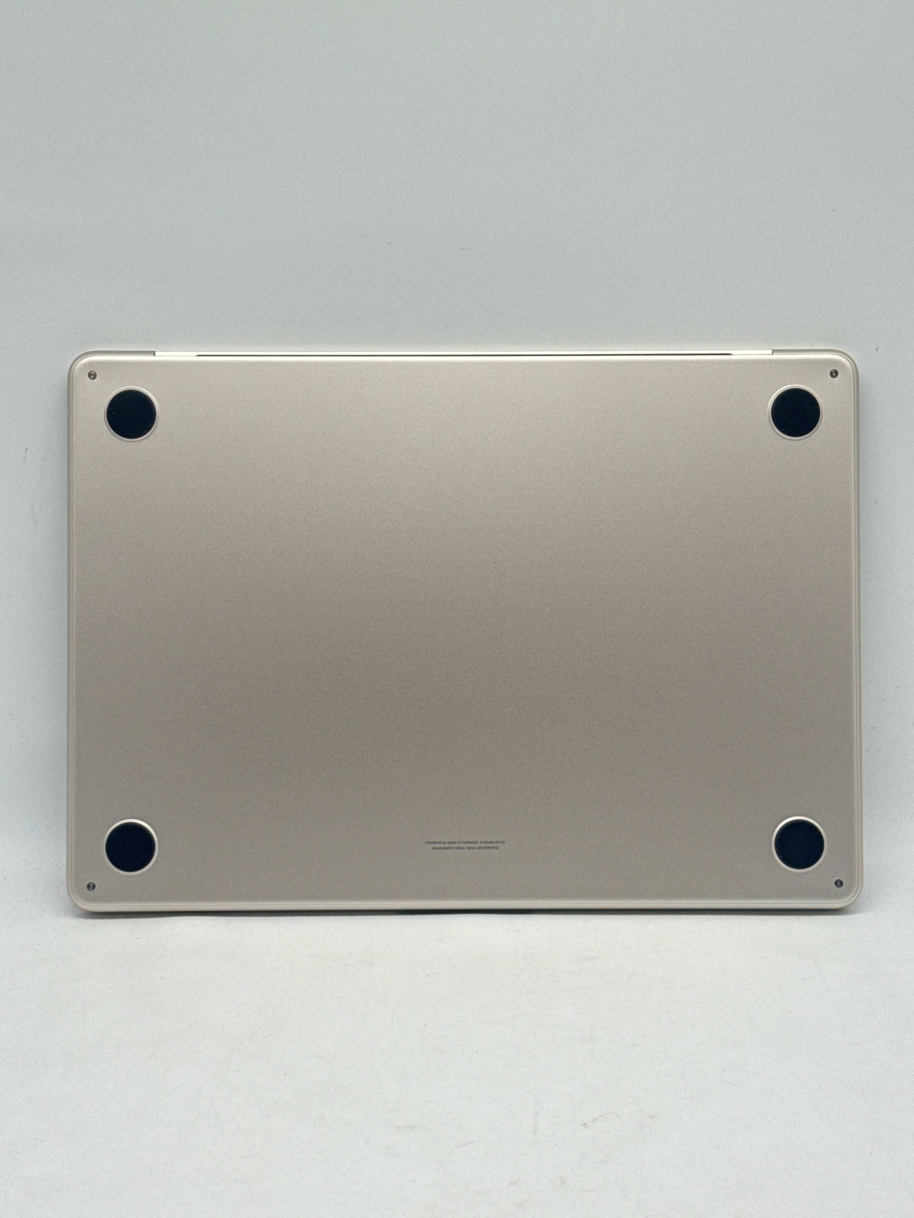 Apple MacBook Air 13" M3 A3113 8GB RAM 256GB SSD Gold - Used